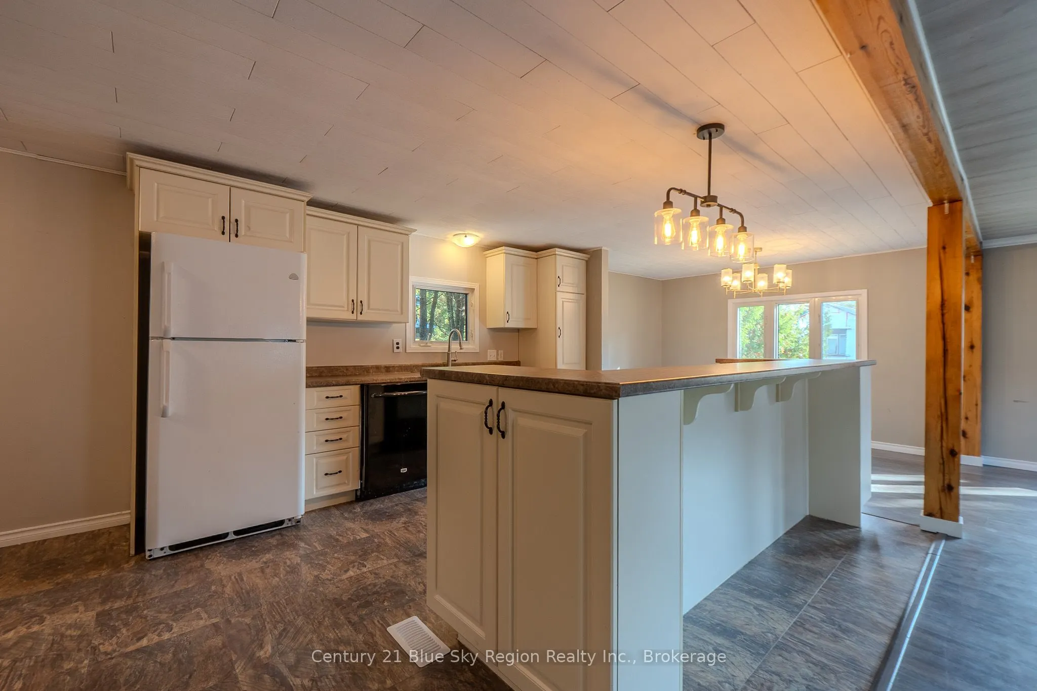 25 Hillcrest Drive