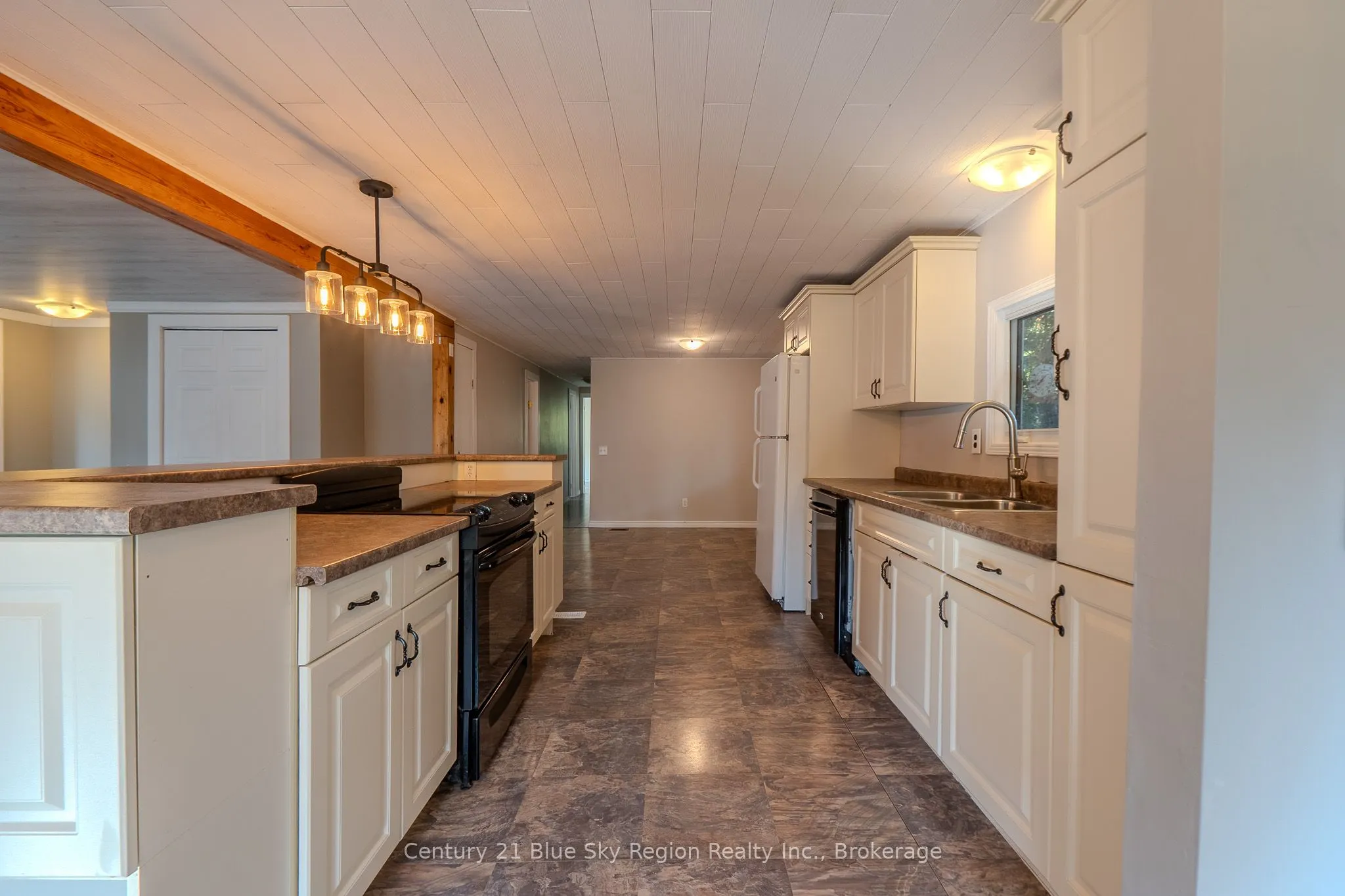 25 Hillcrest Drive