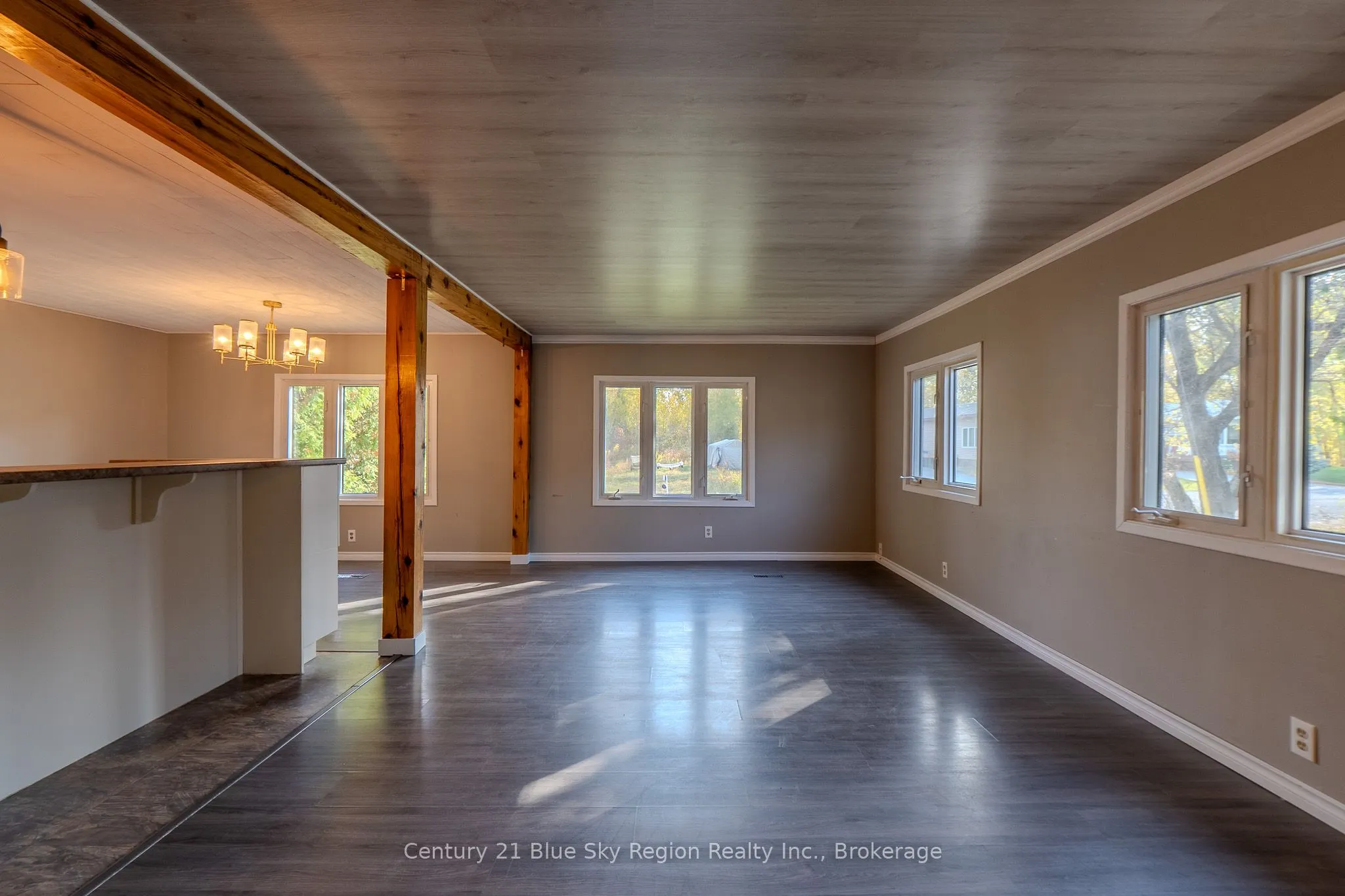 25 Hillcrest Drive