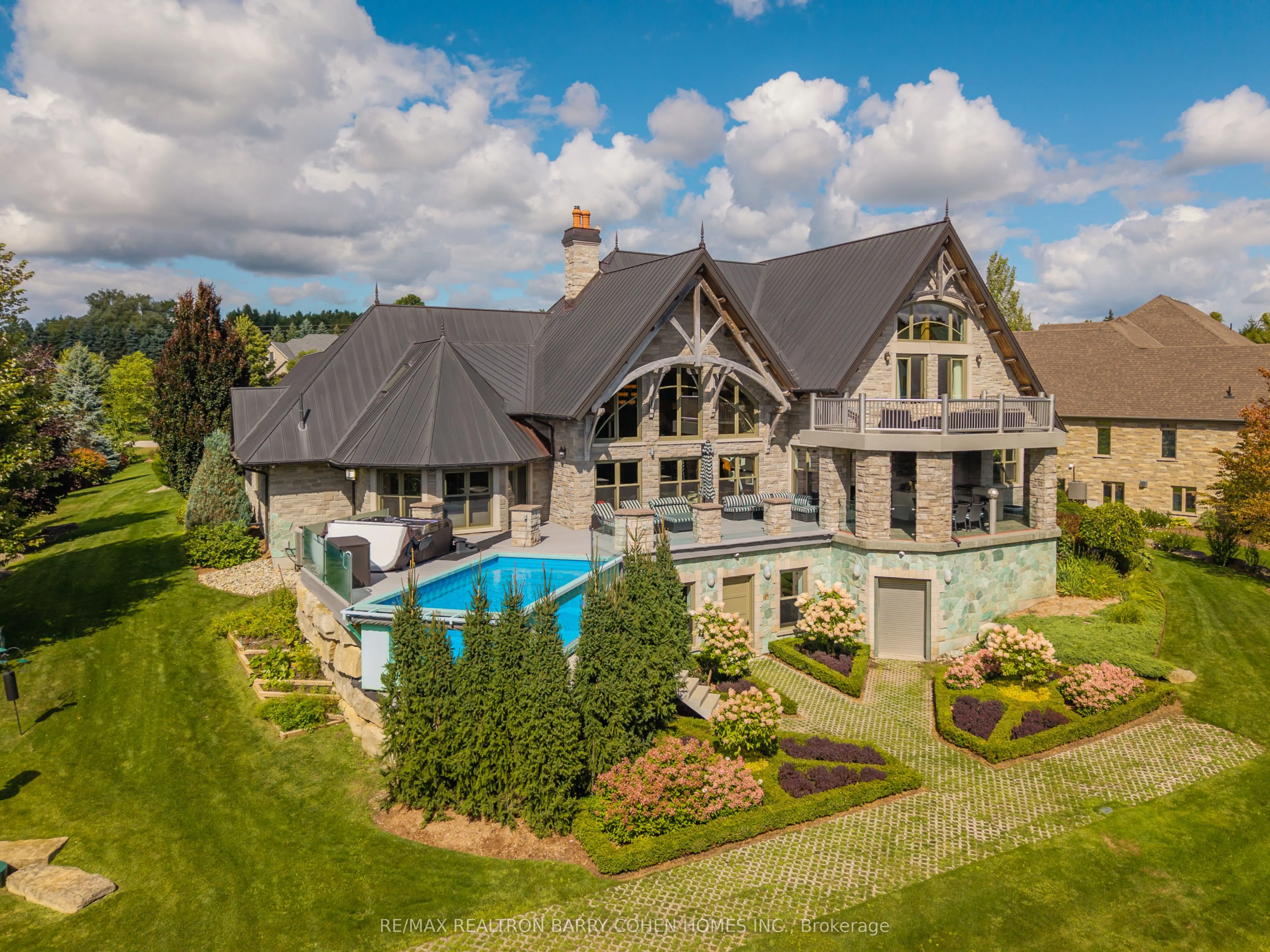 35 Daymond Drive