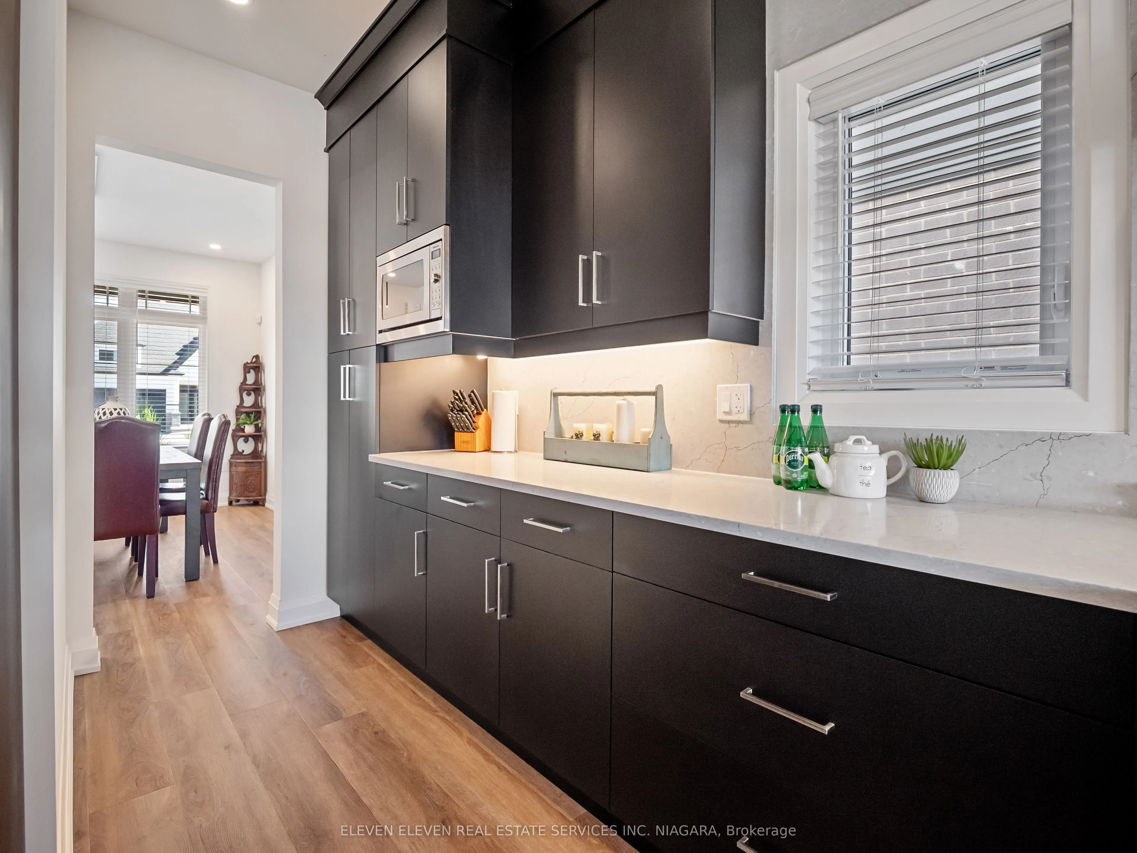 7483 Sherrilee Crescent