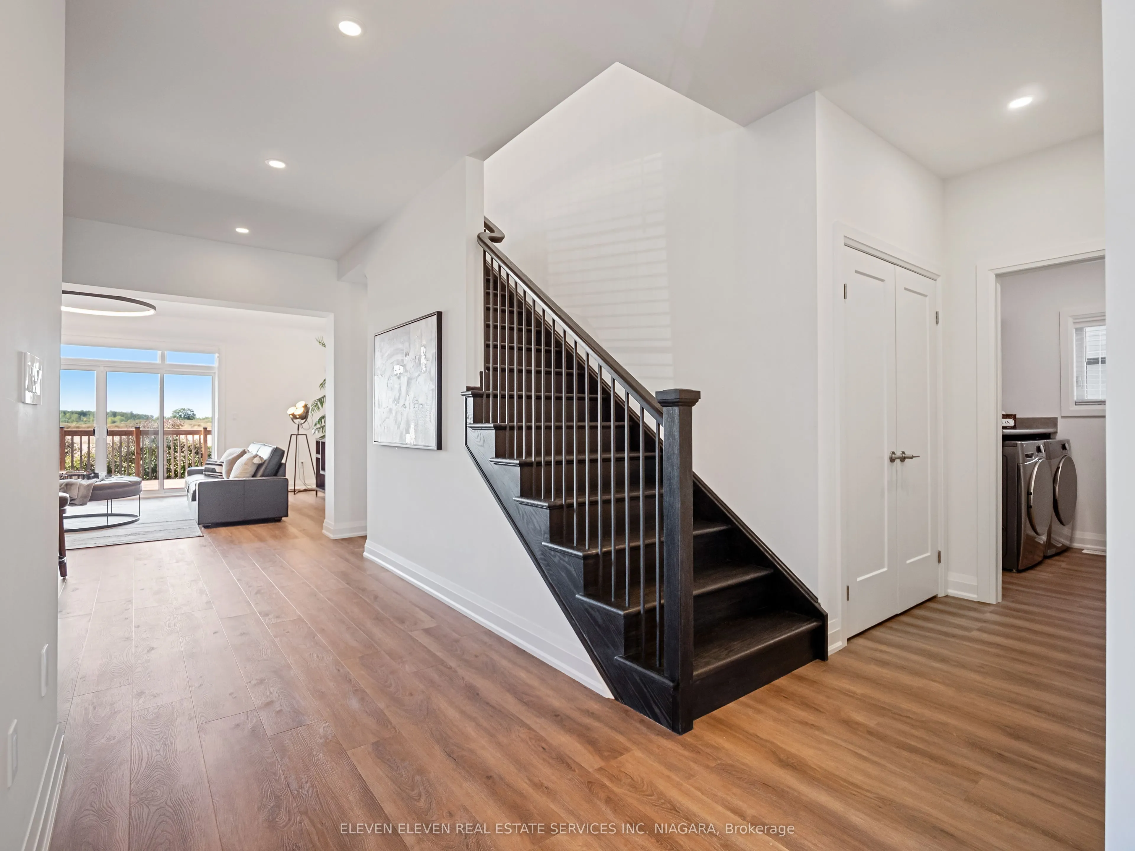 7483 Sherrilee Crescent