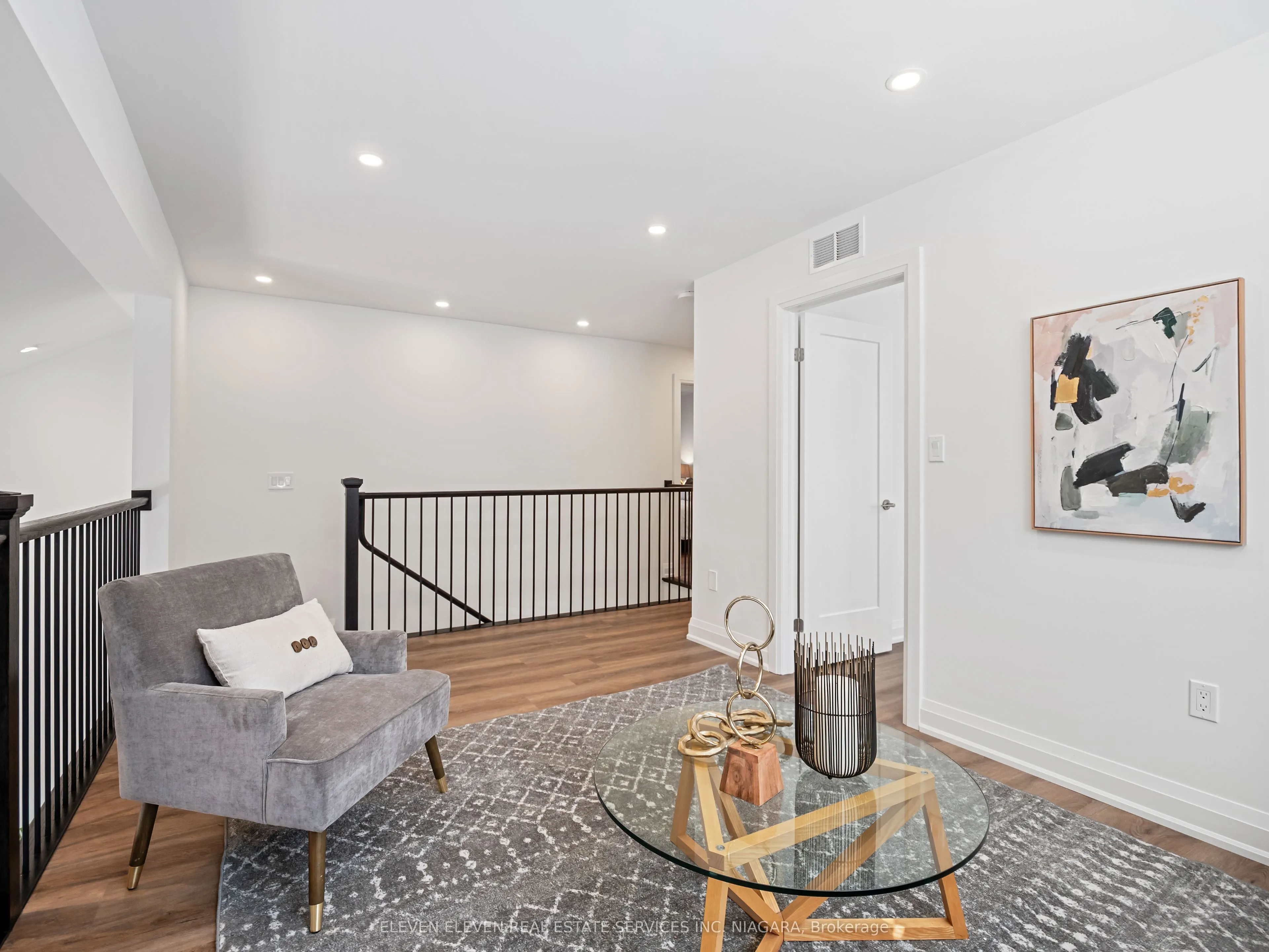 7483 Sherrilee Crescent