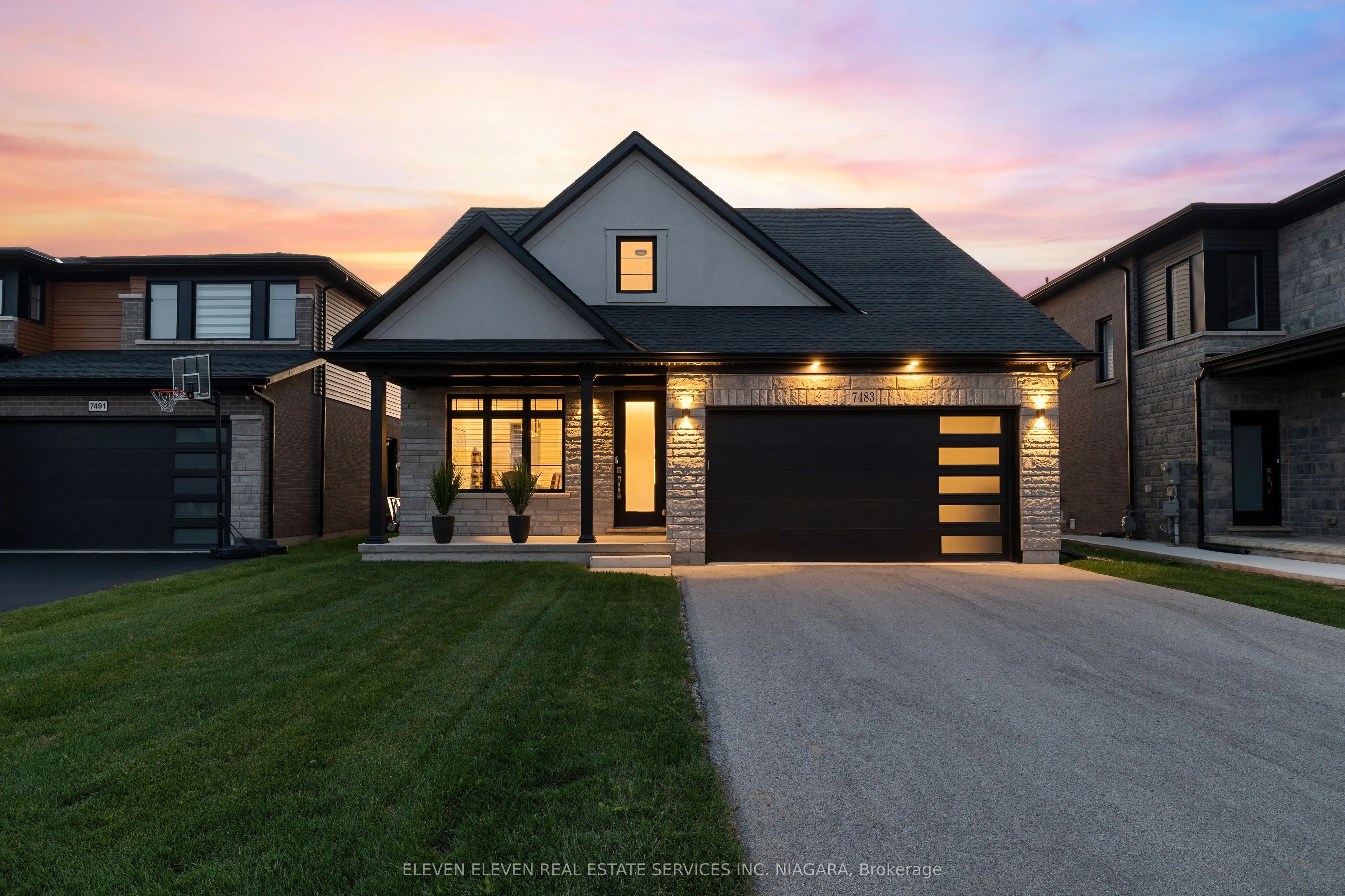 7483 Sherrilee Crescent