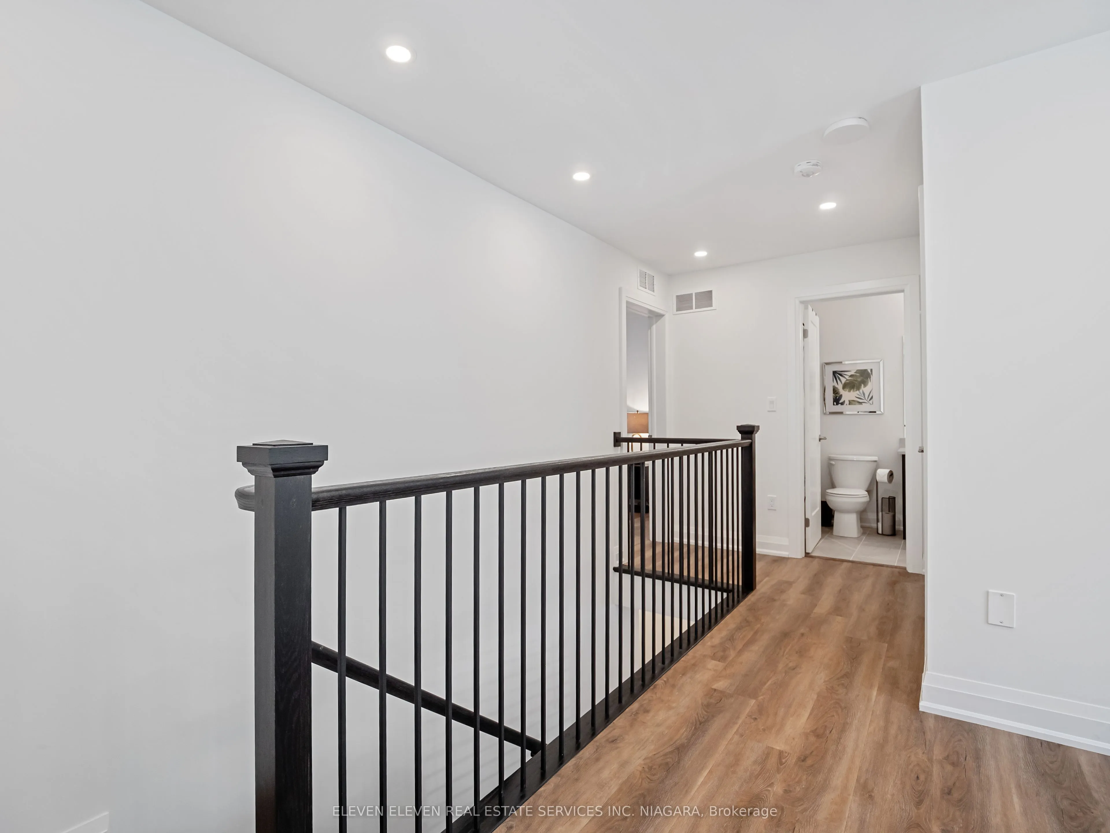 7483 Sherrilee Crescent