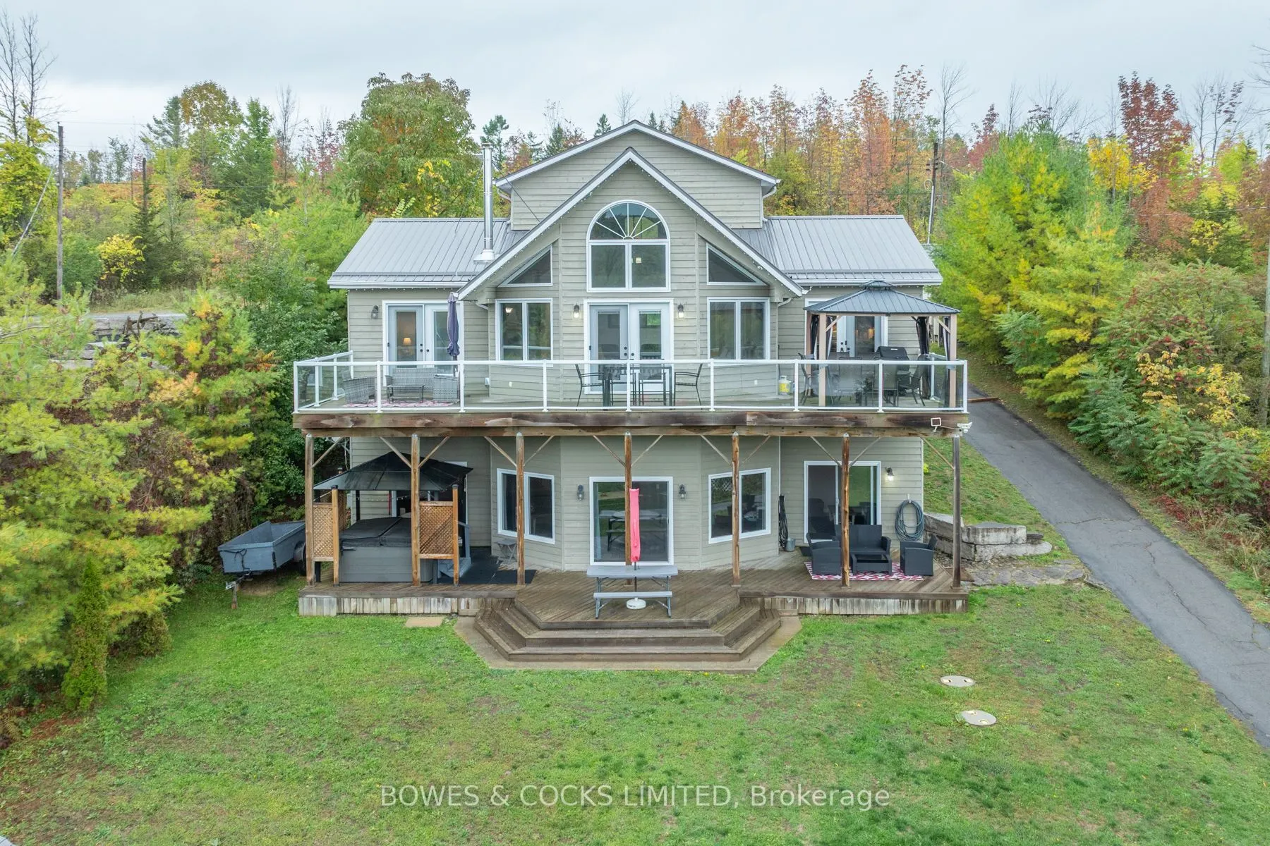 1425 Trent Lane