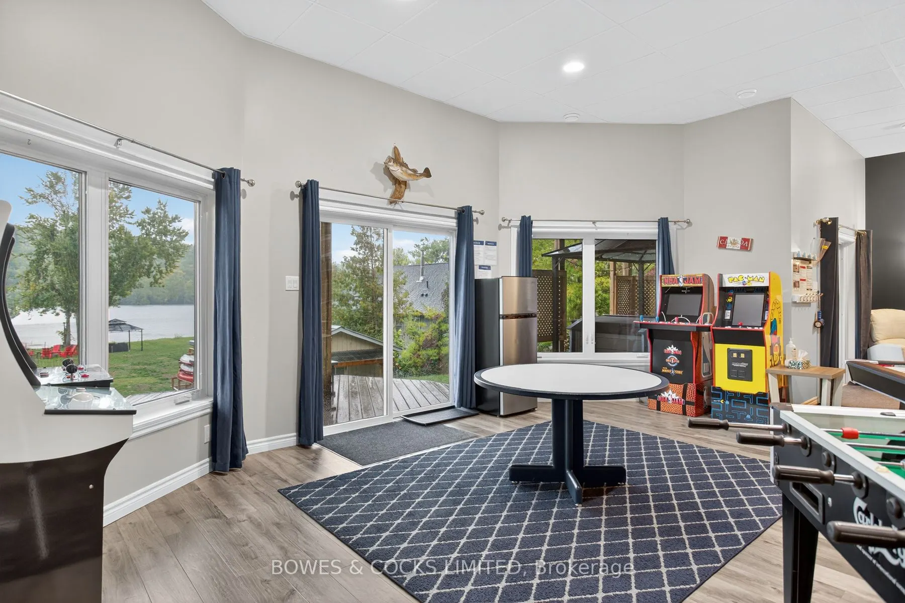 1425 Trent Lane