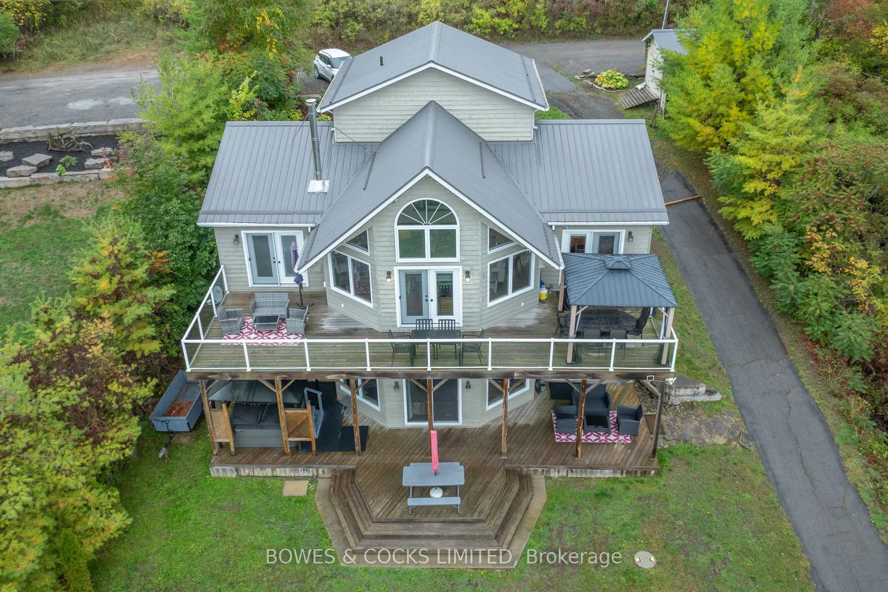 1425 Trent Lane