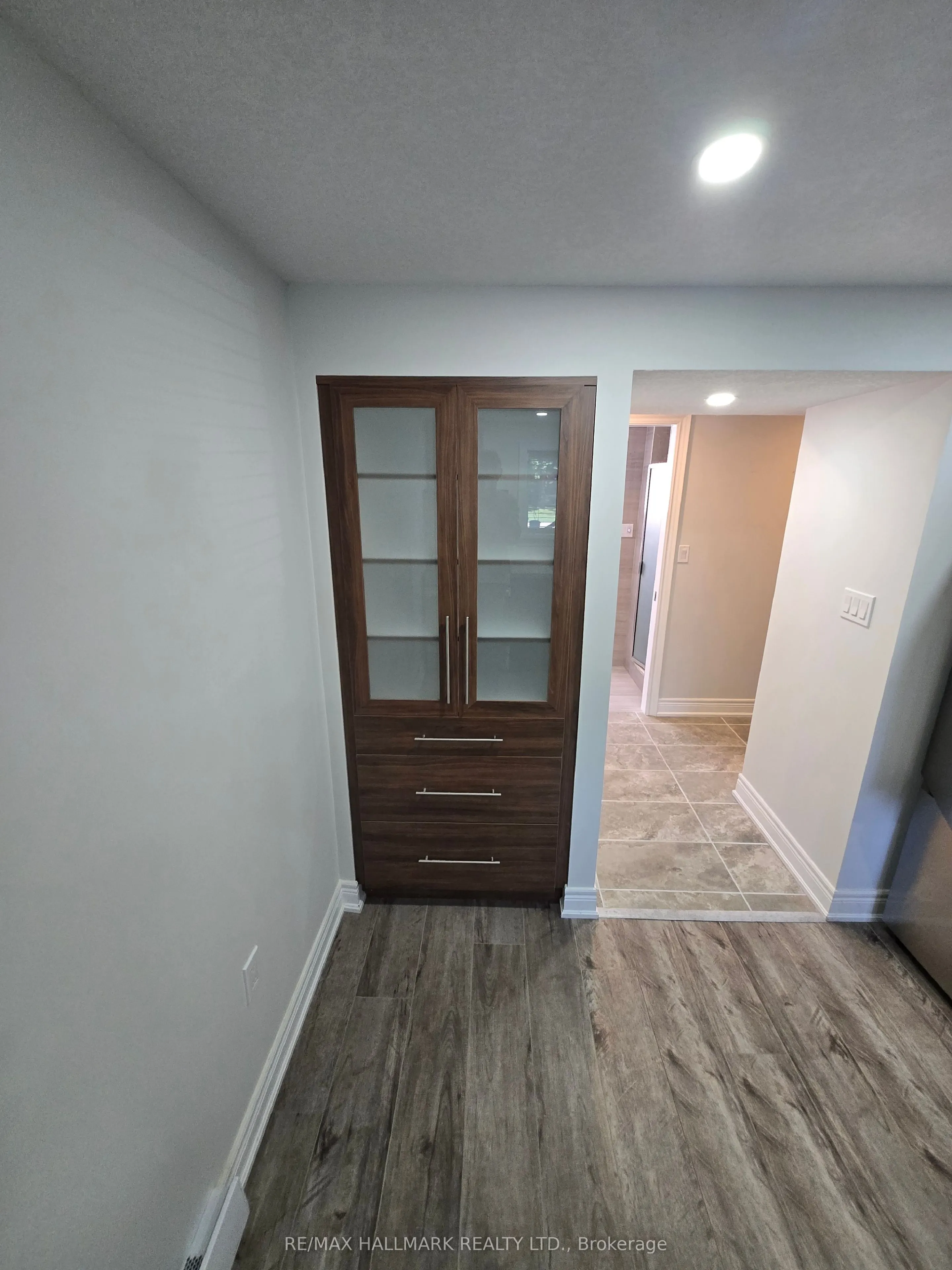 18 Summerside Crescent, #101