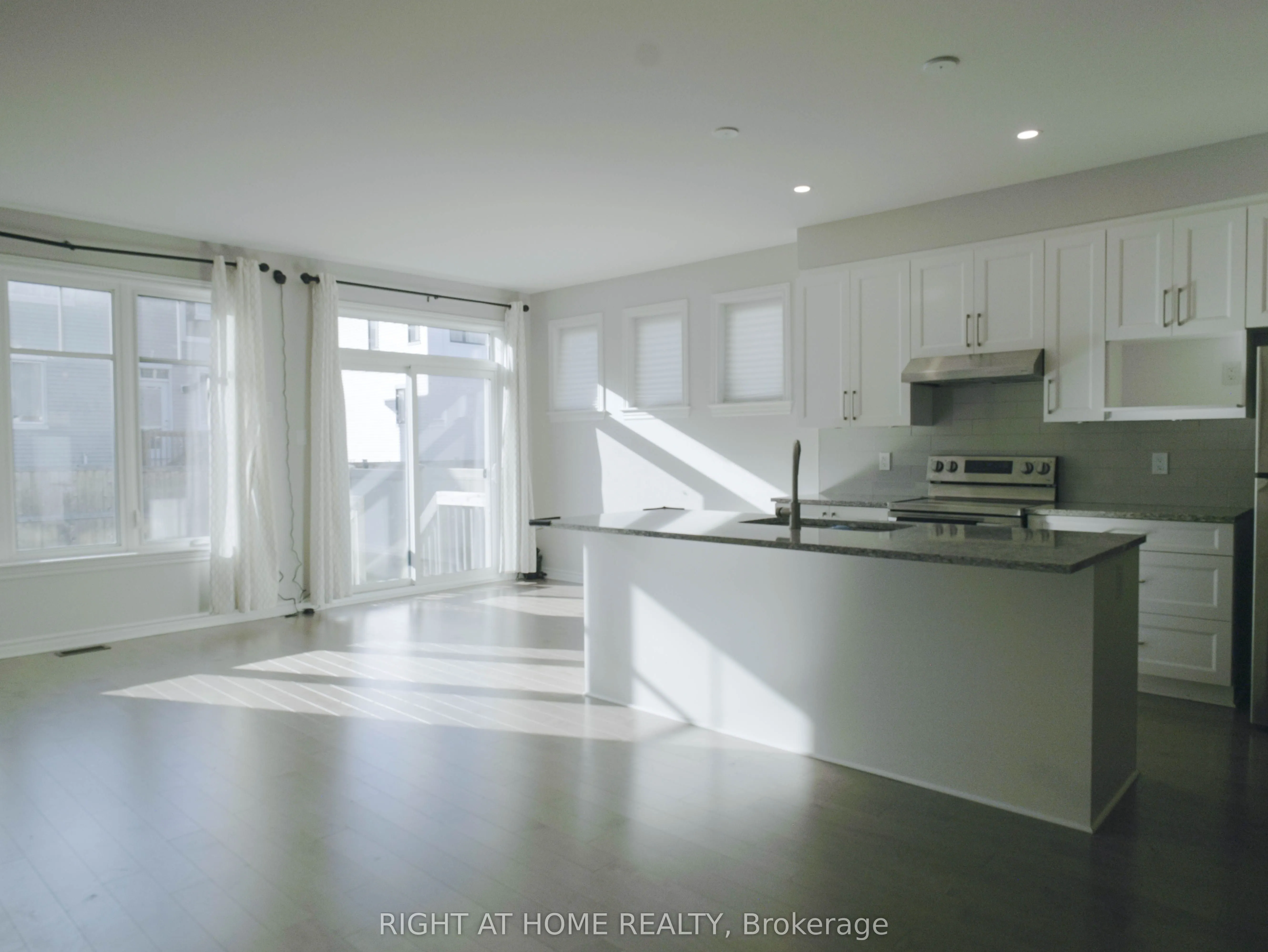 531 SONMARG Crescent
