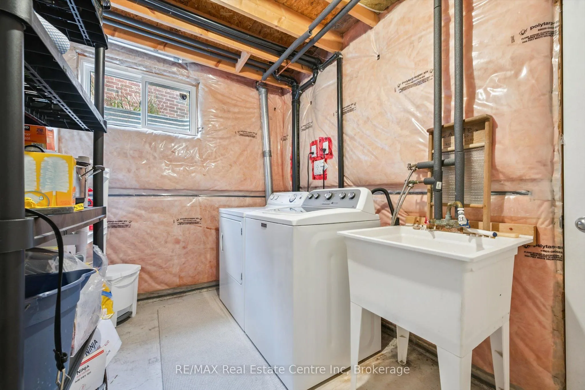 80 Clairfields Drive W