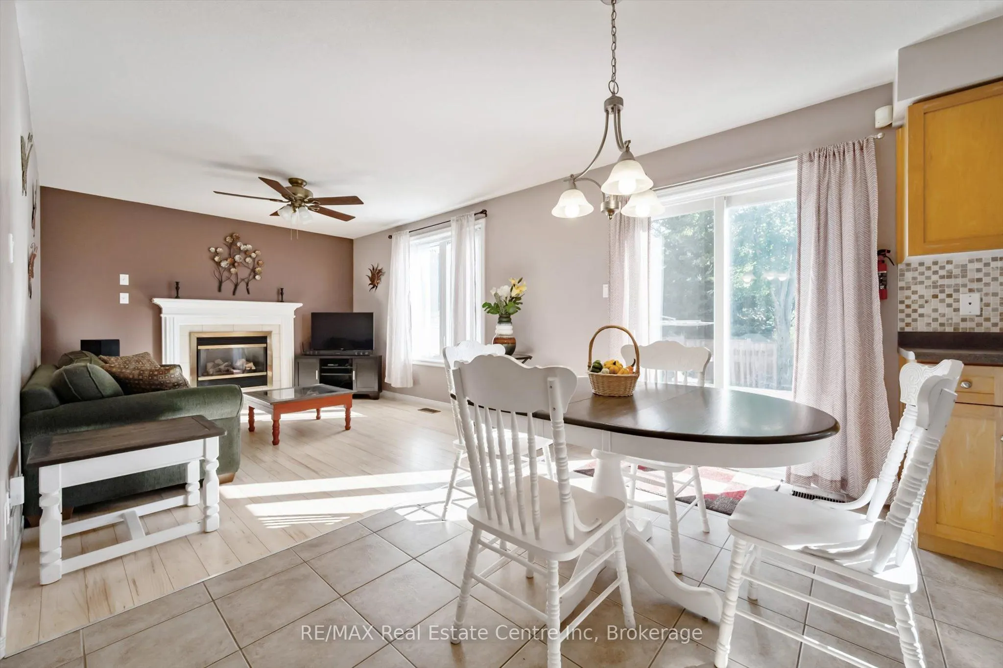 80 Clairfields Drive W