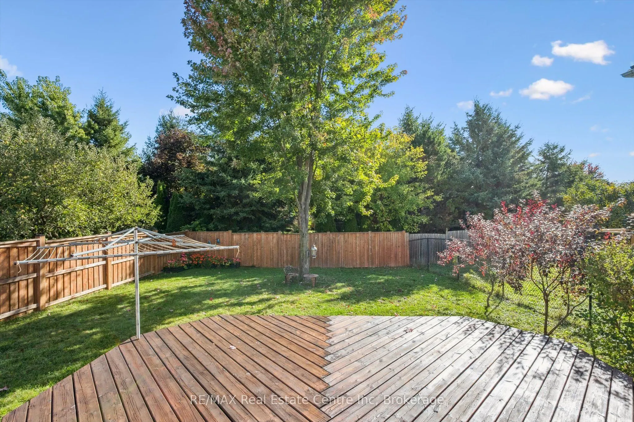 80 Clairfields Drive W