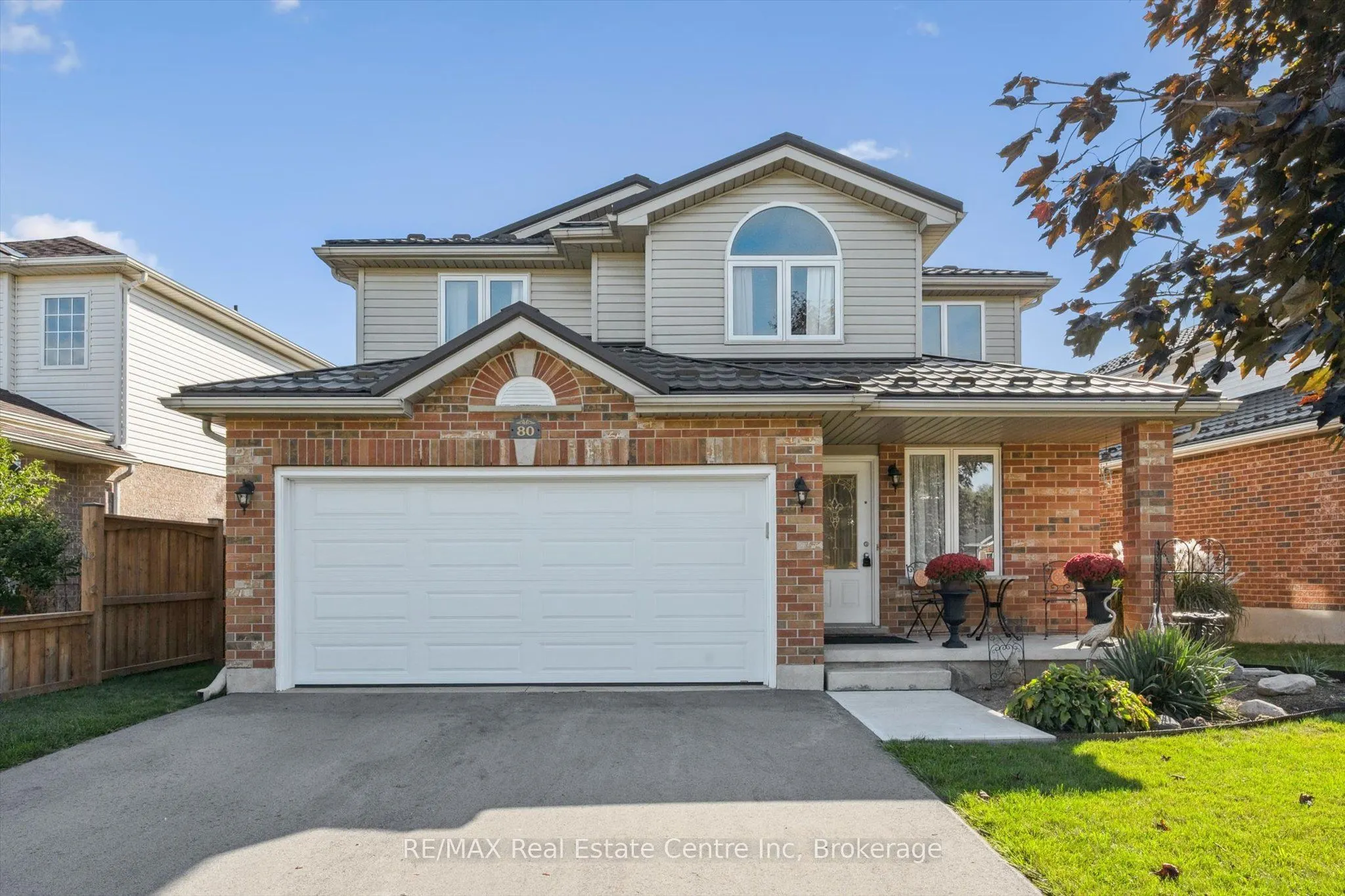 80 Clairfields Drive W
