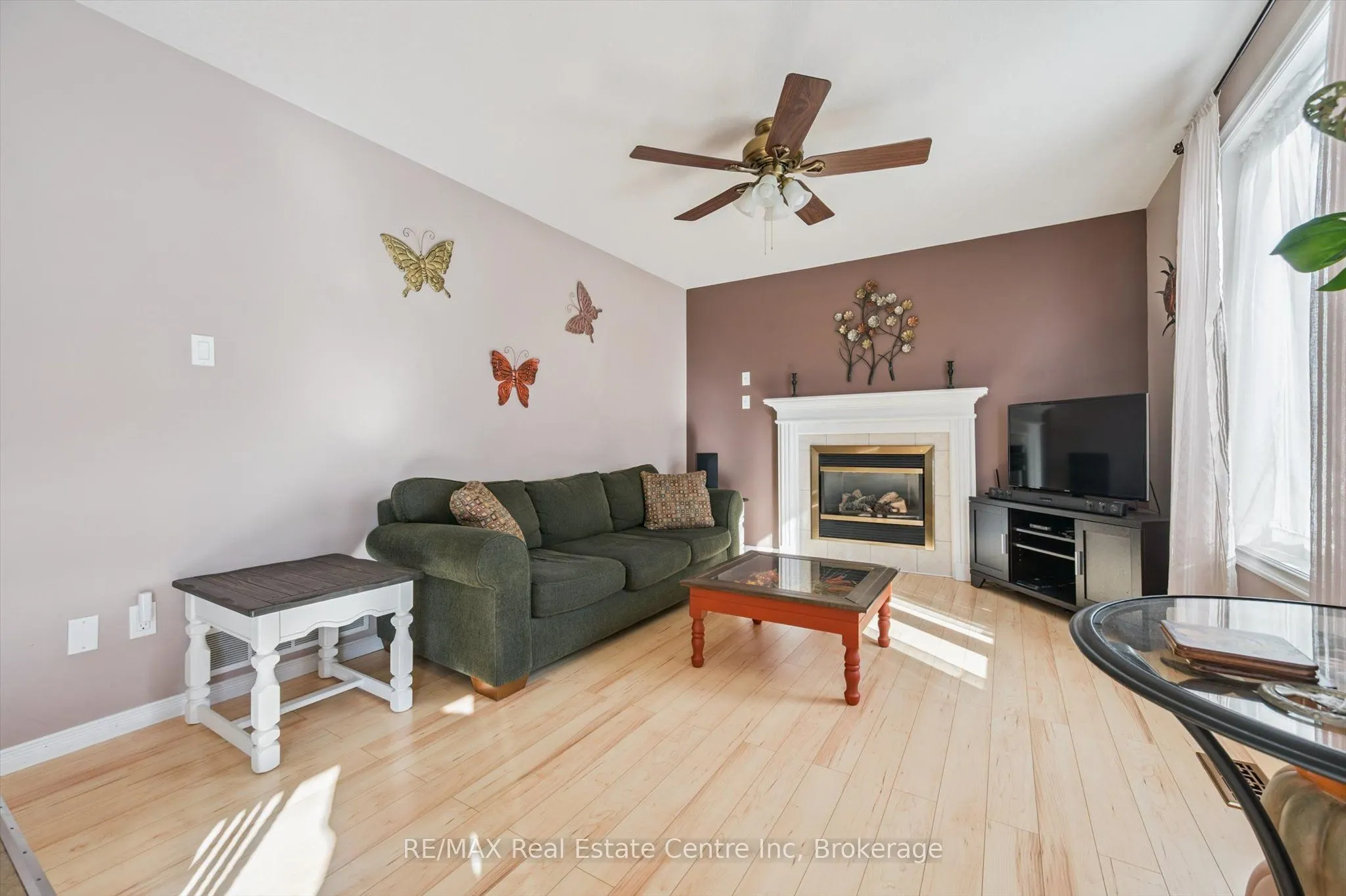 80 Clairfields Drive W