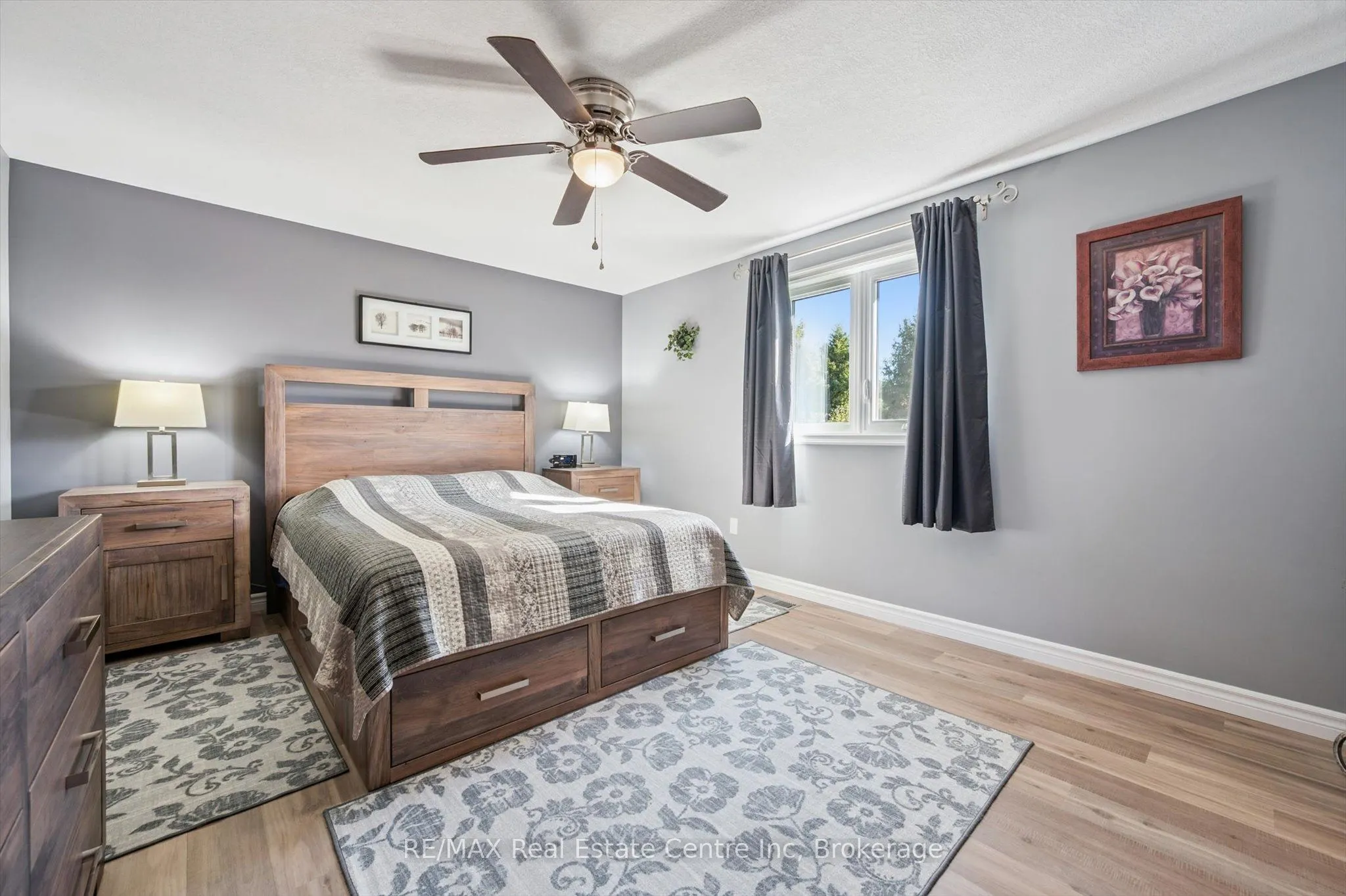 80 Clairfields Drive W