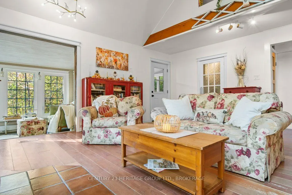 1433 Townline Road