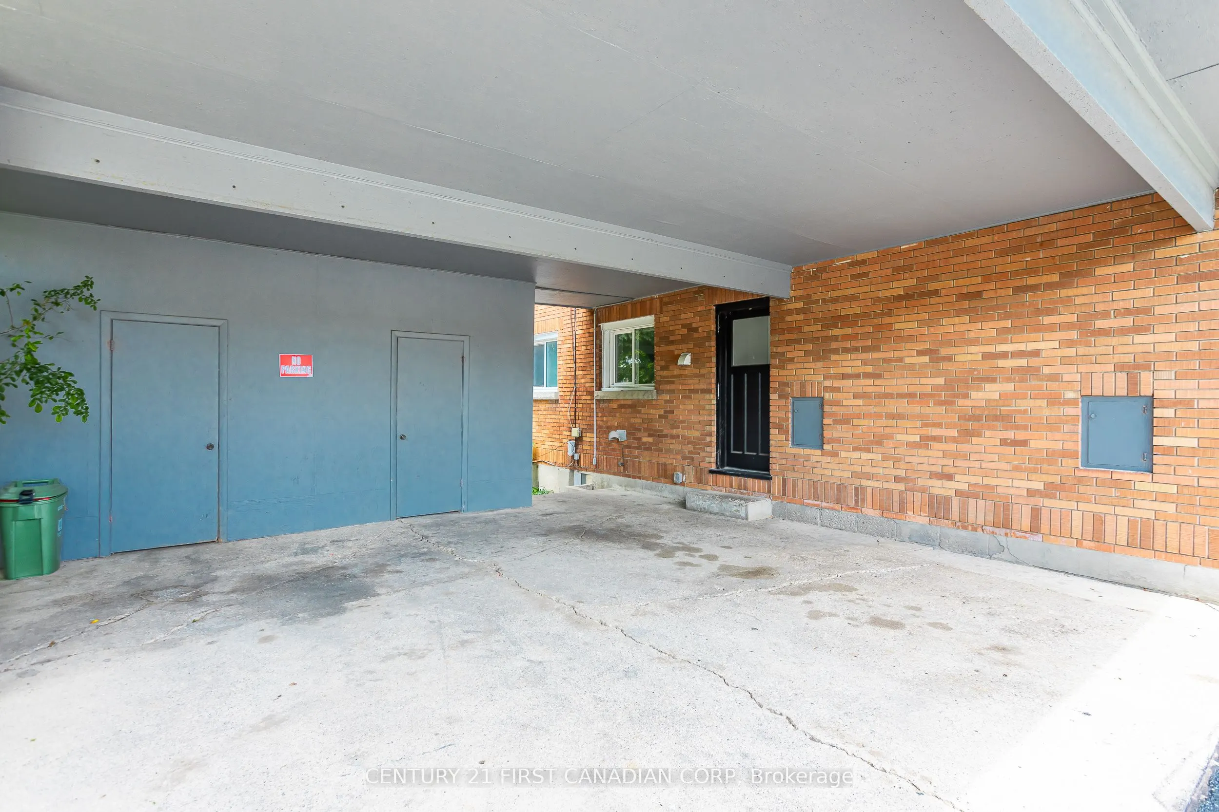 664 Cheapside Street