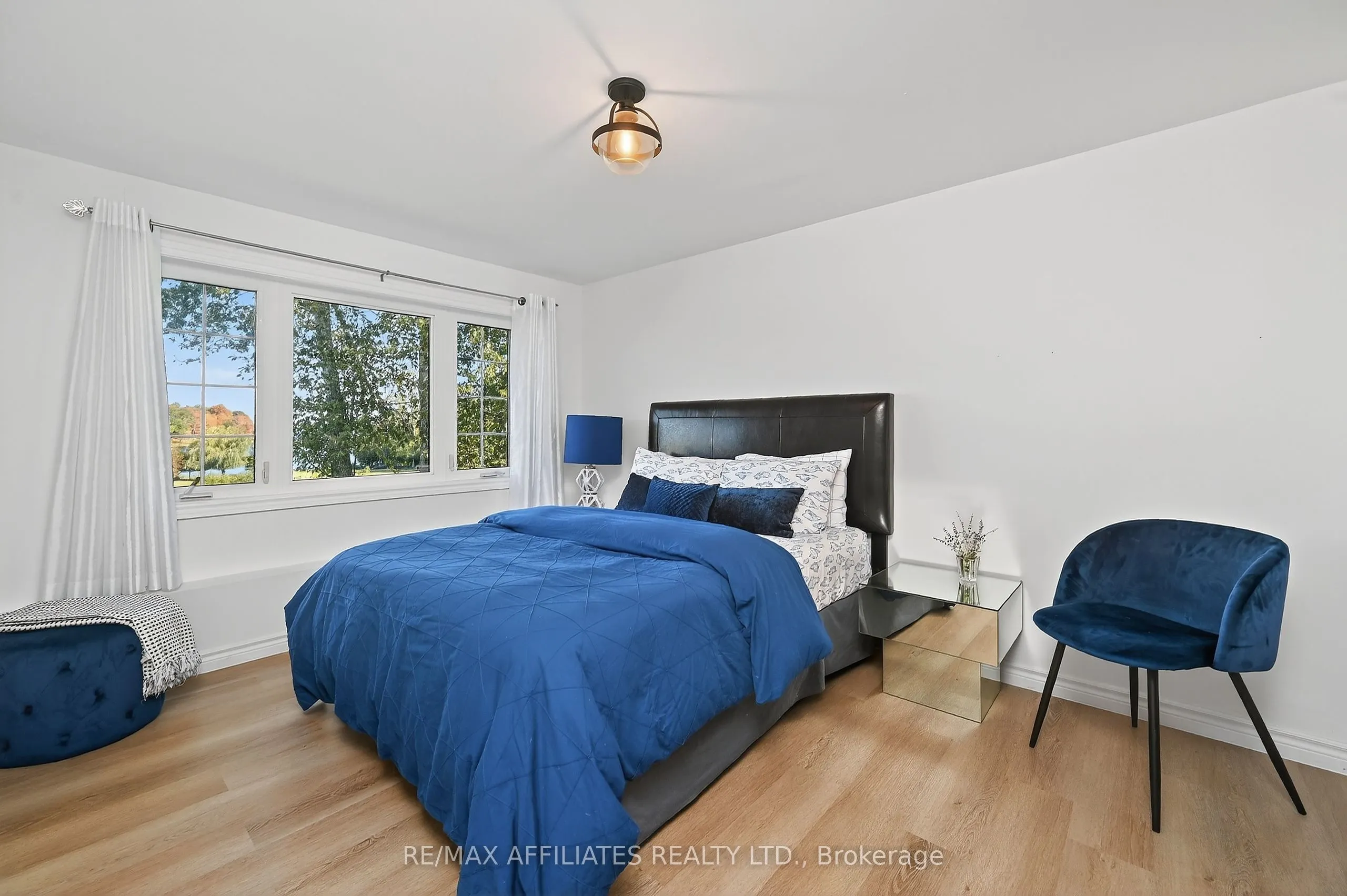 8 Horace Drive