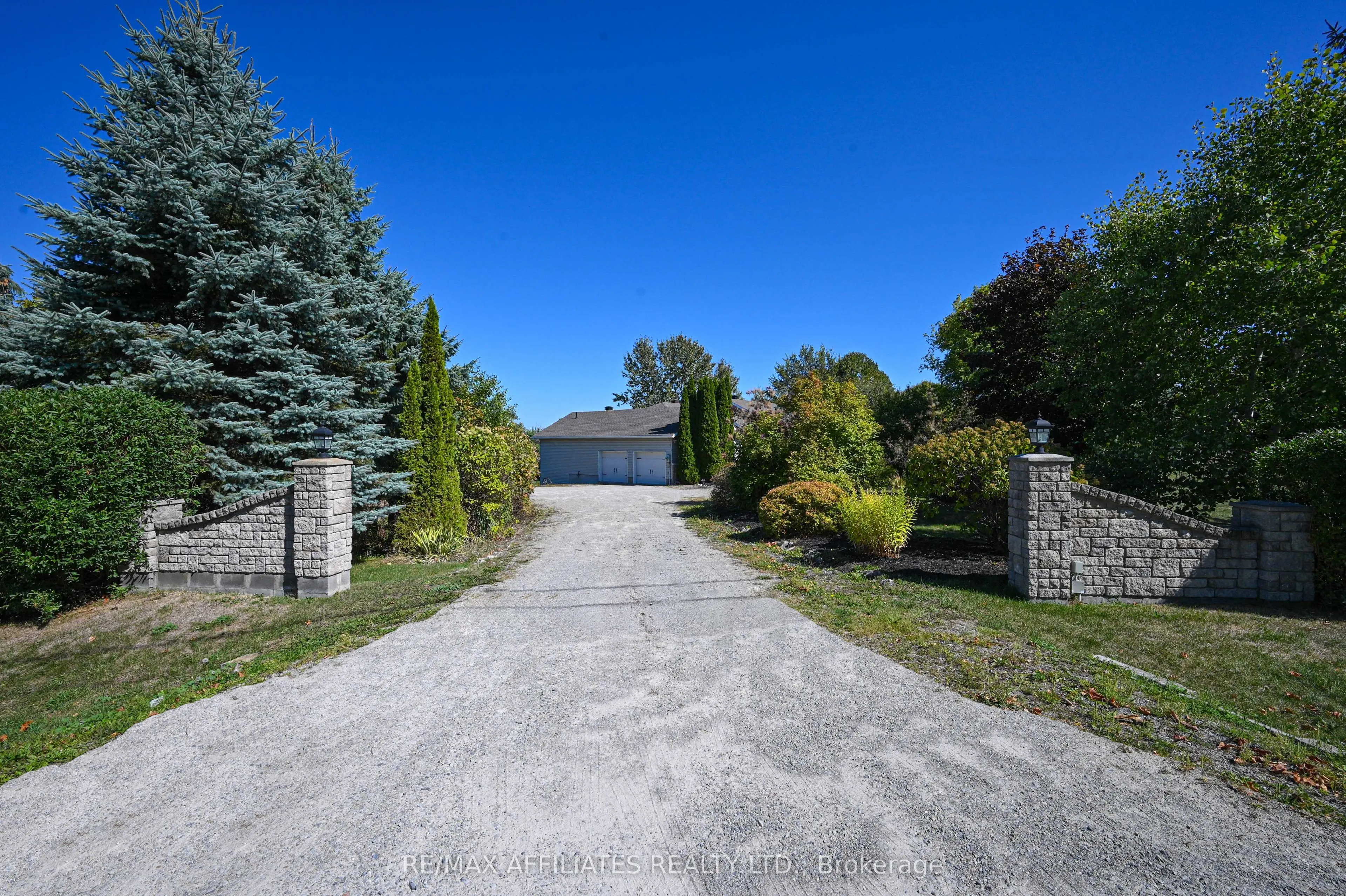8 Horace Drive