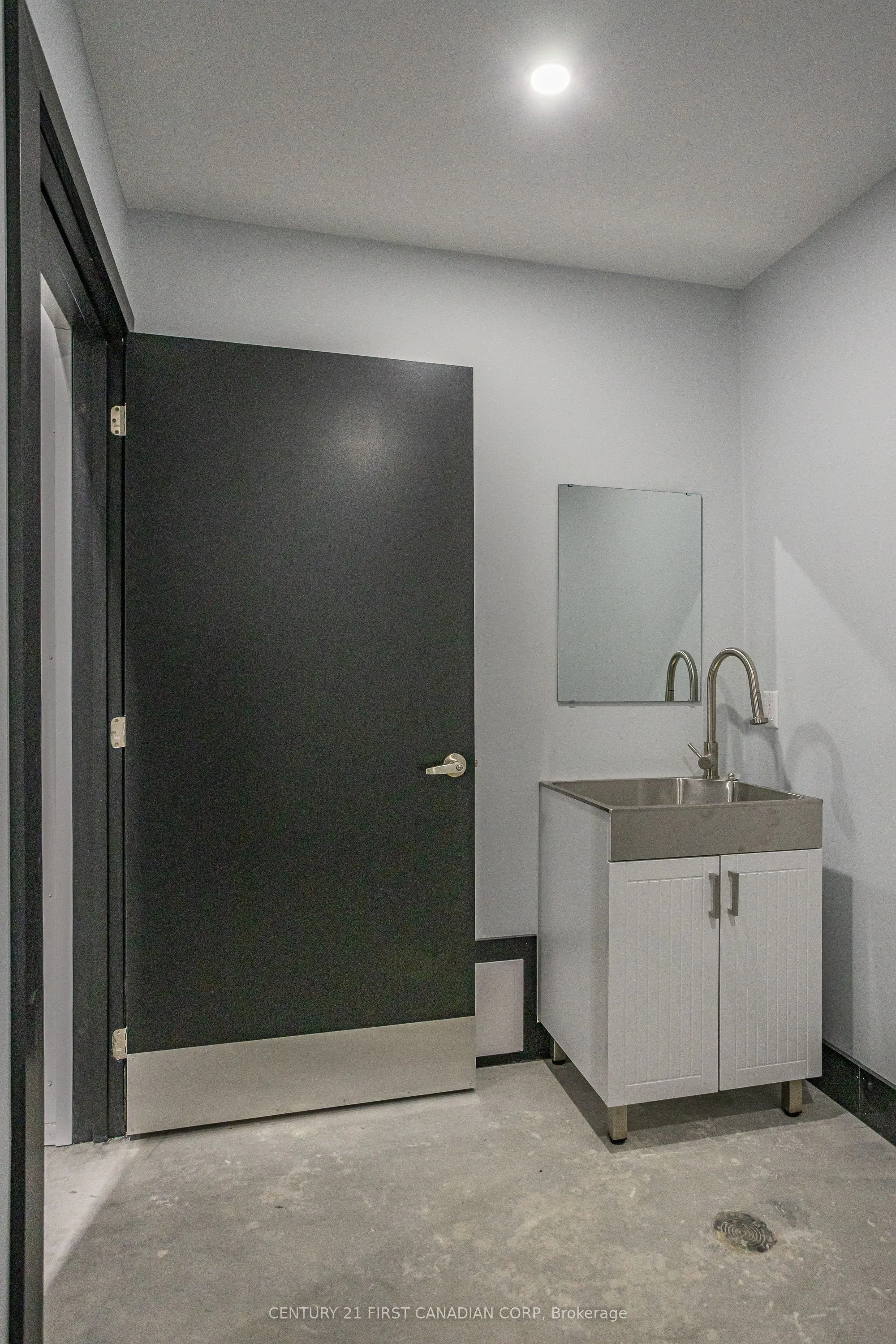 869 Wright Street, #2