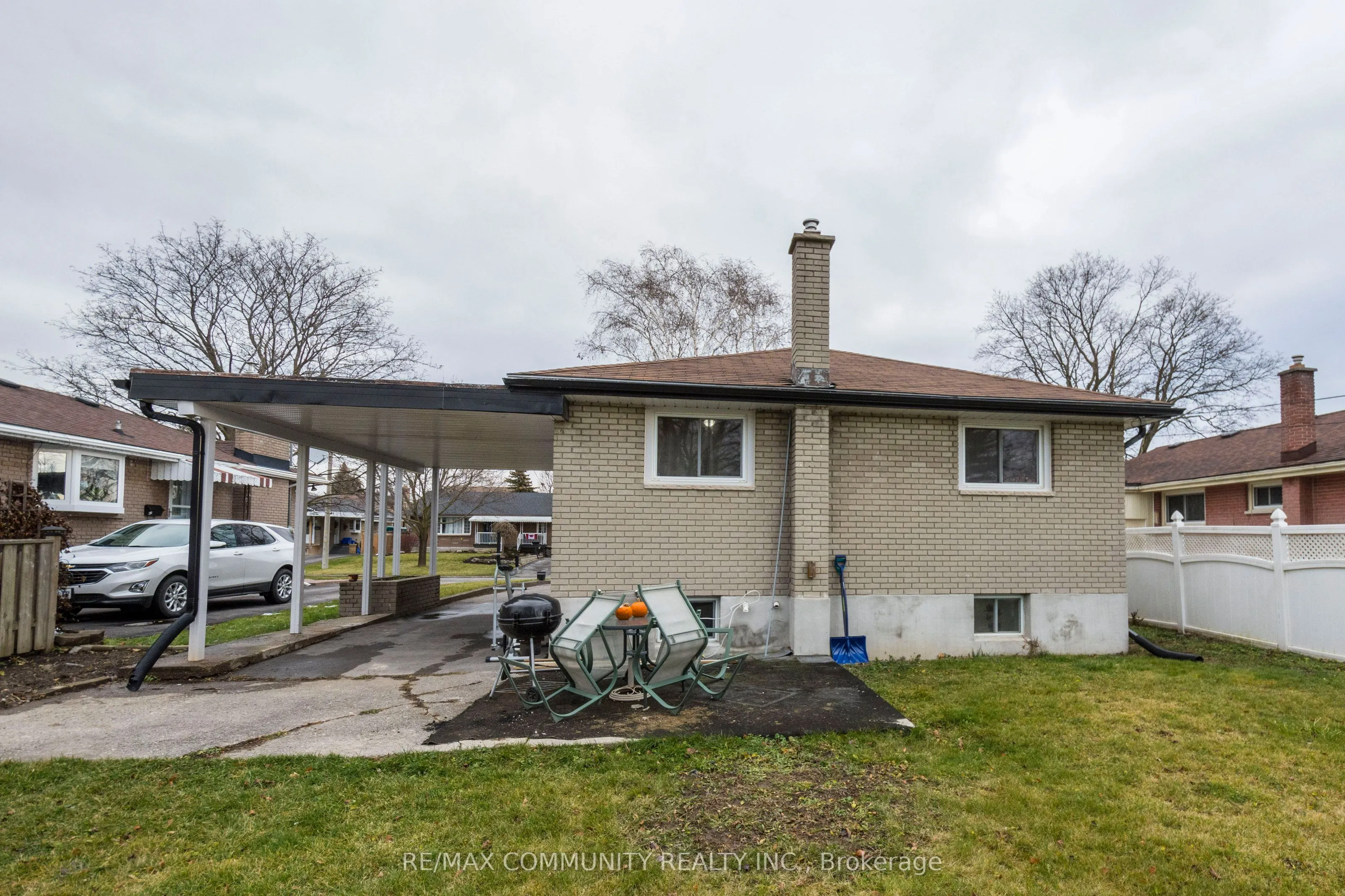 69 Elizabeth Crescent, #Basement