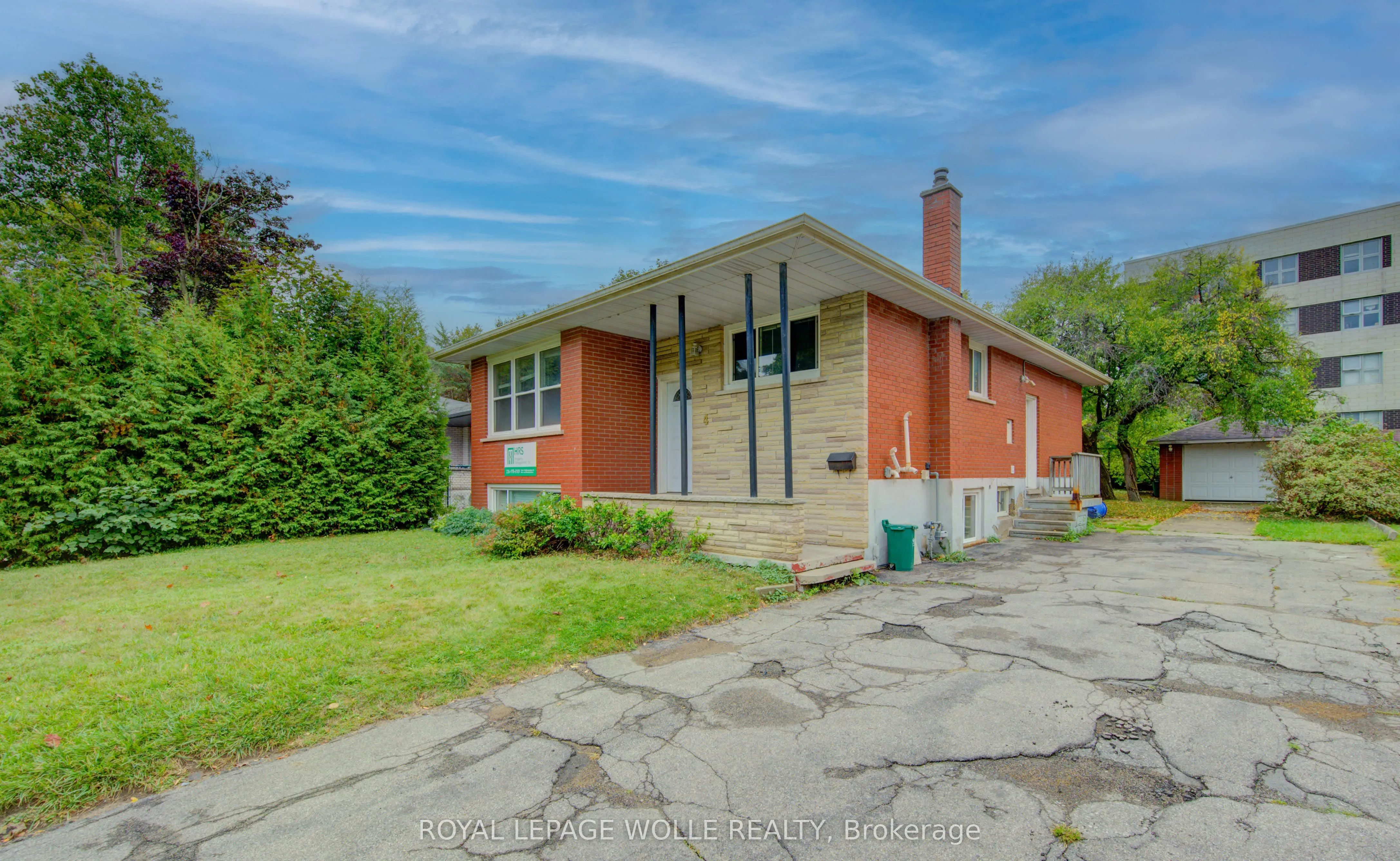 4 Cardill Crescent