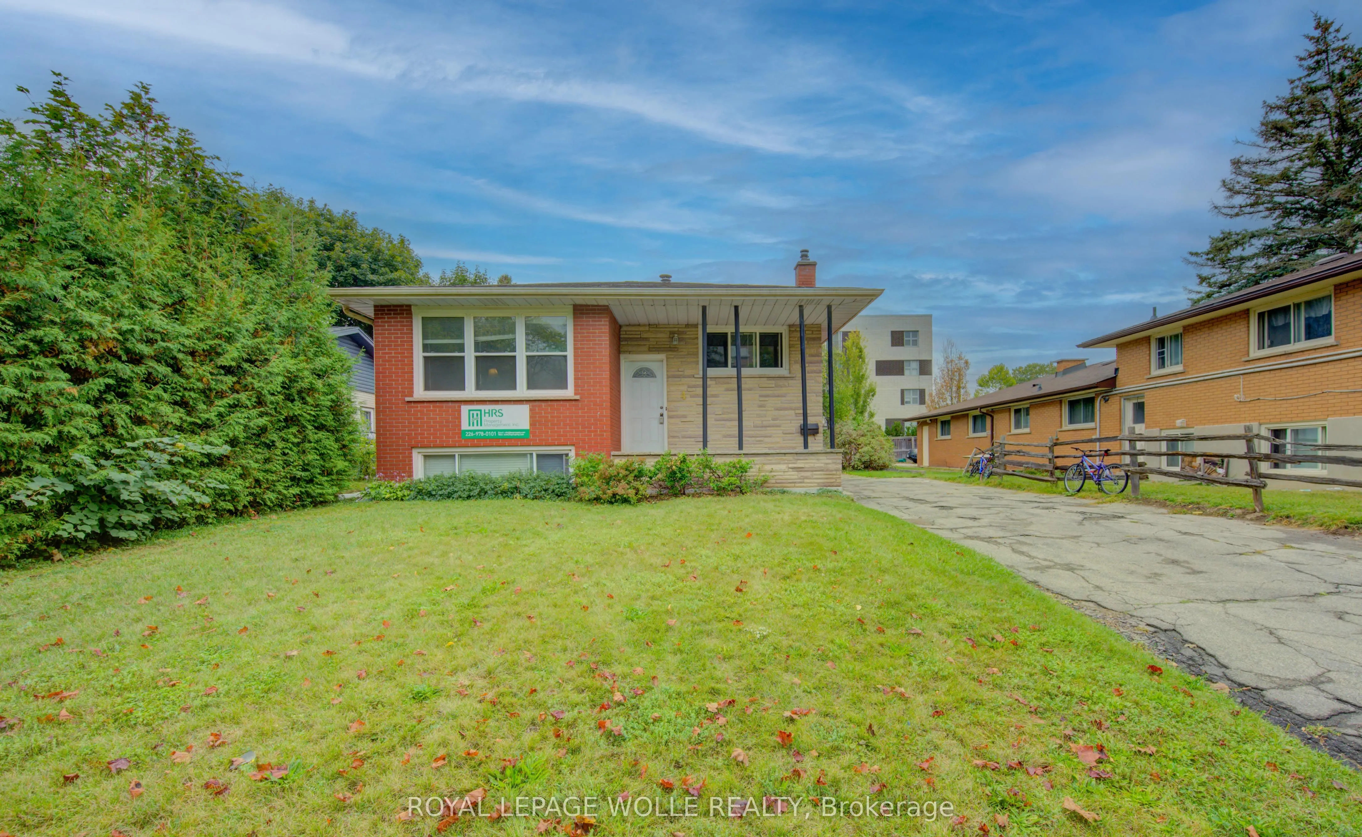 4 Cardill Crescent