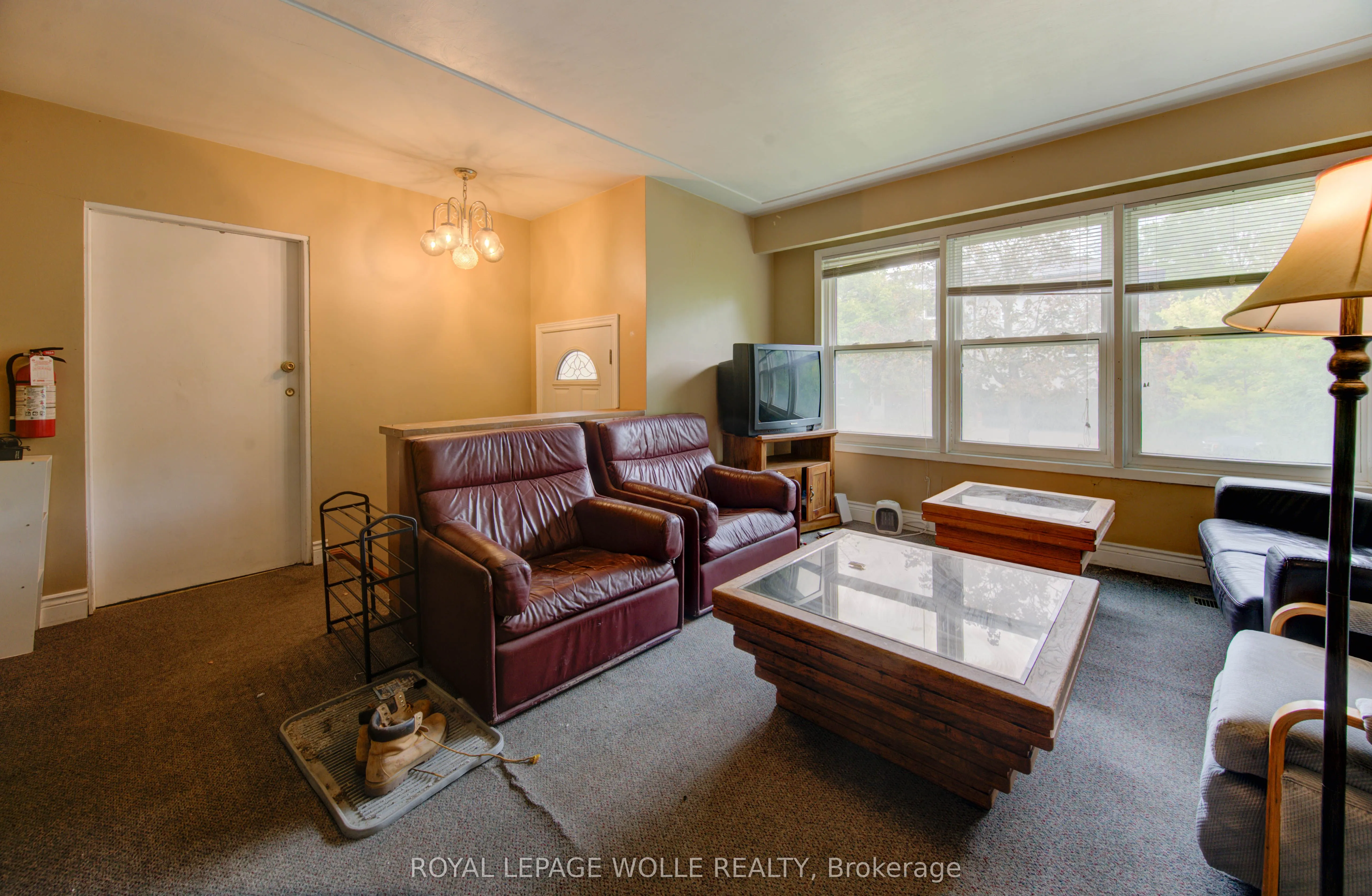 4 Cardill Crescent
