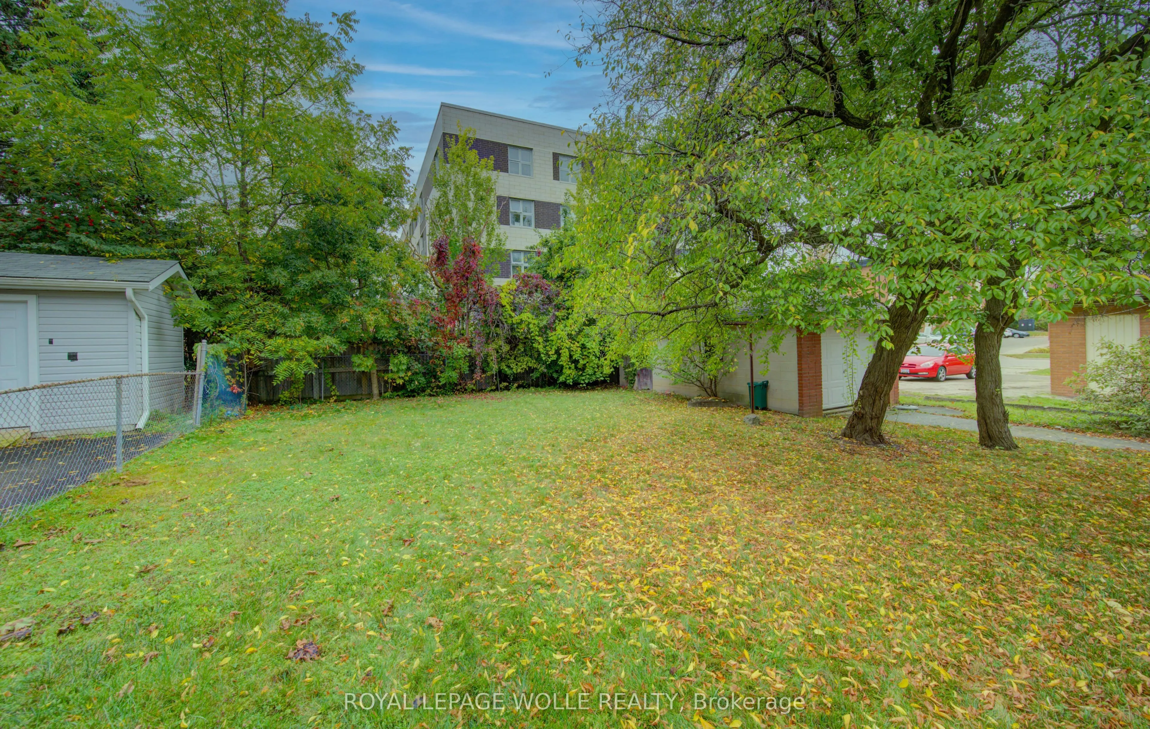 4 Cardill Crescent