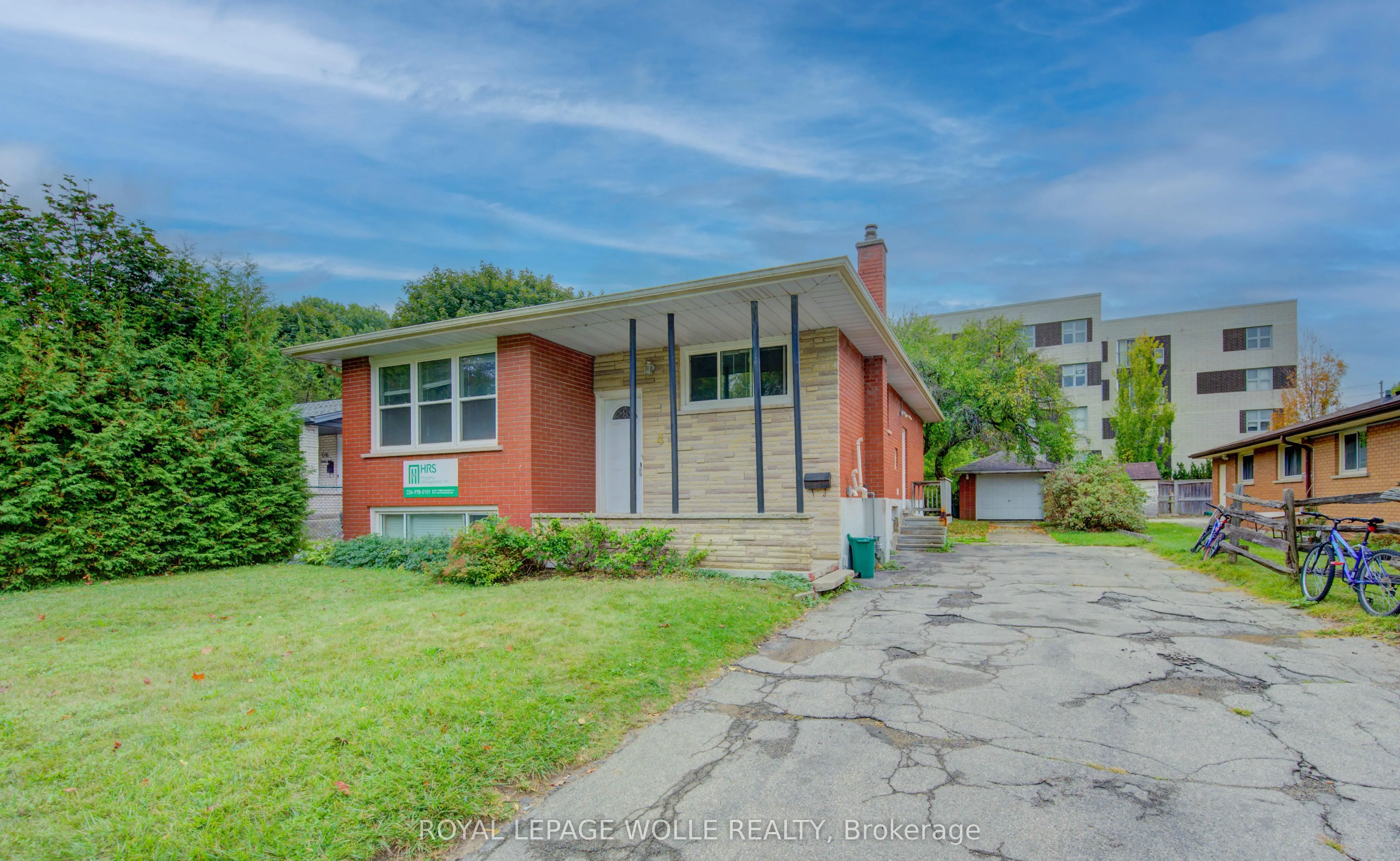 4 Cardill Crescent