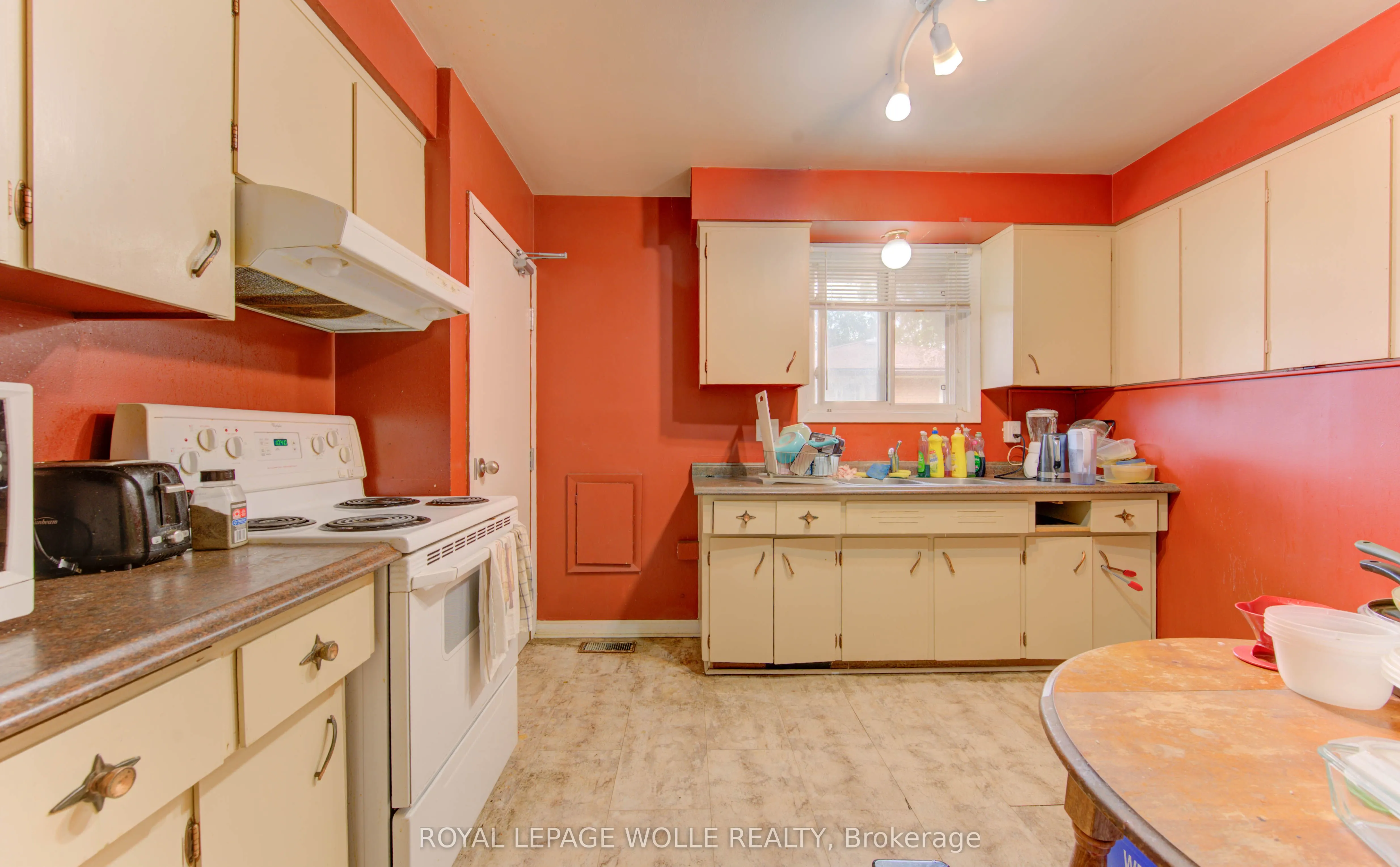 4 Cardill Crescent