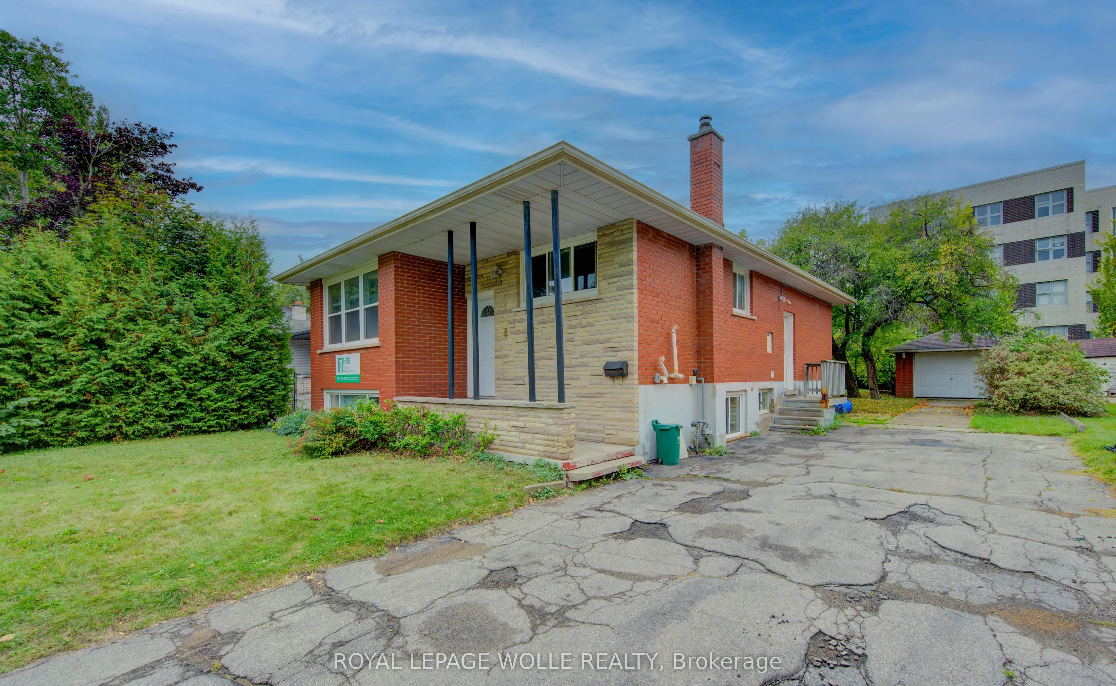 4 Cardill Crescent