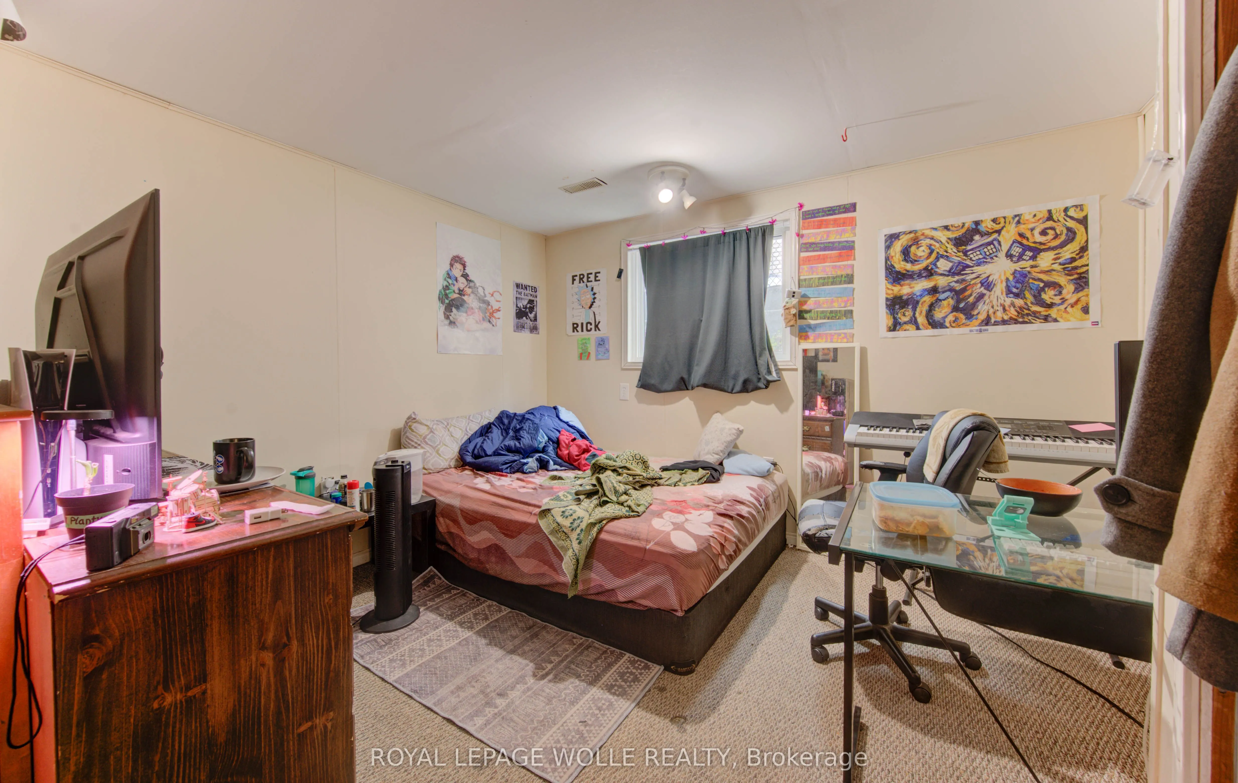 4 Cardill Crescent