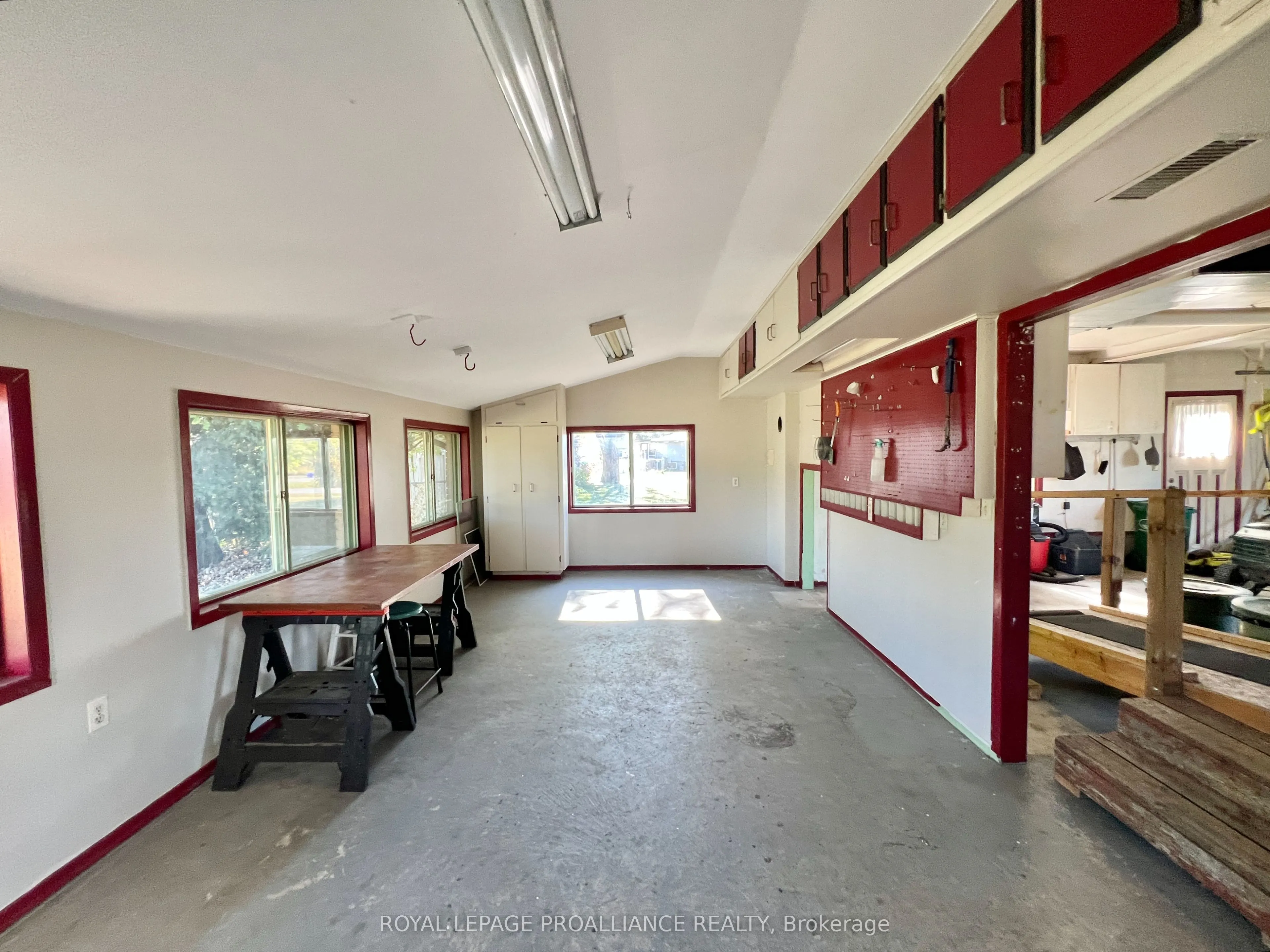 232 Montrose Road