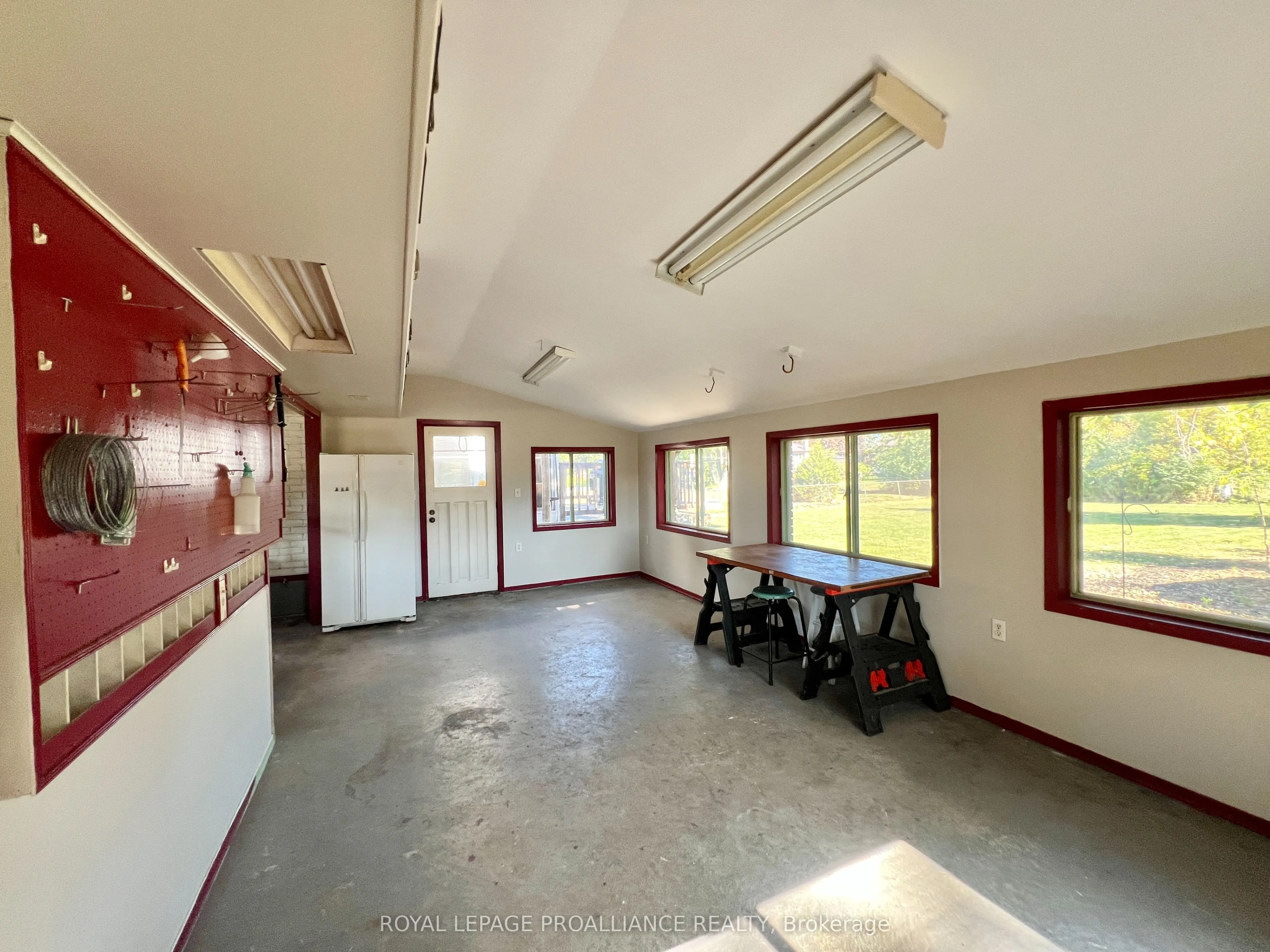 232 Montrose Road
