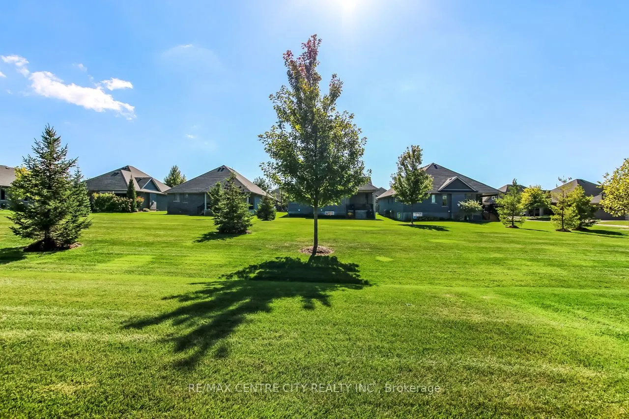 234 Peach Tree Boulevard, #8
