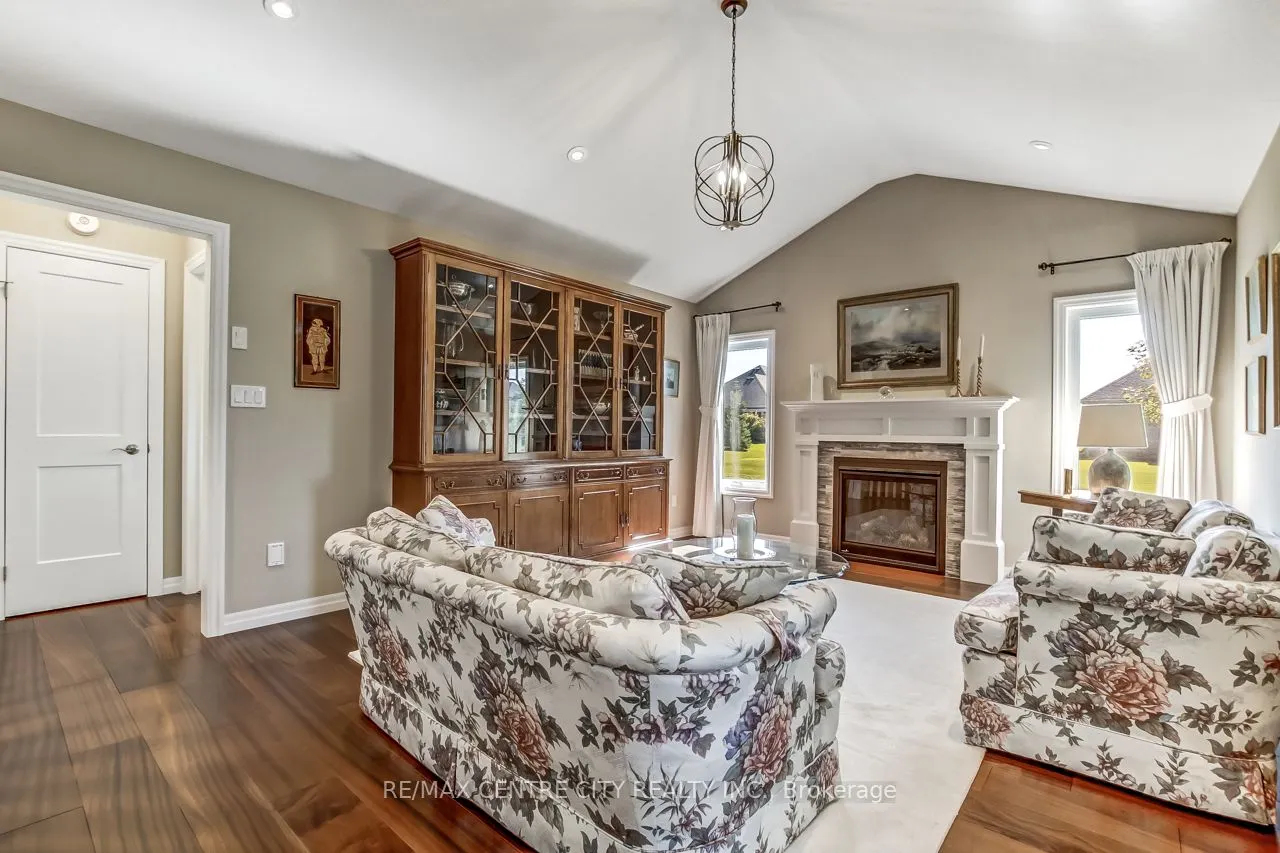 234 Peach Tree Boulevard, #8