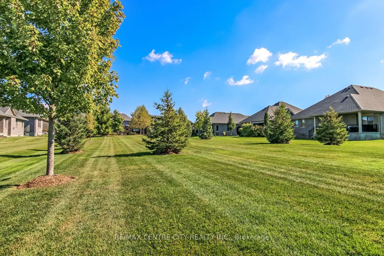 234 Peach Tree Boulevard, #8