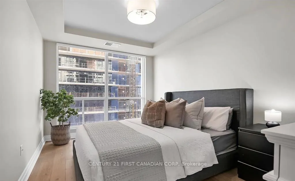 505 TALBOT Street, #1307