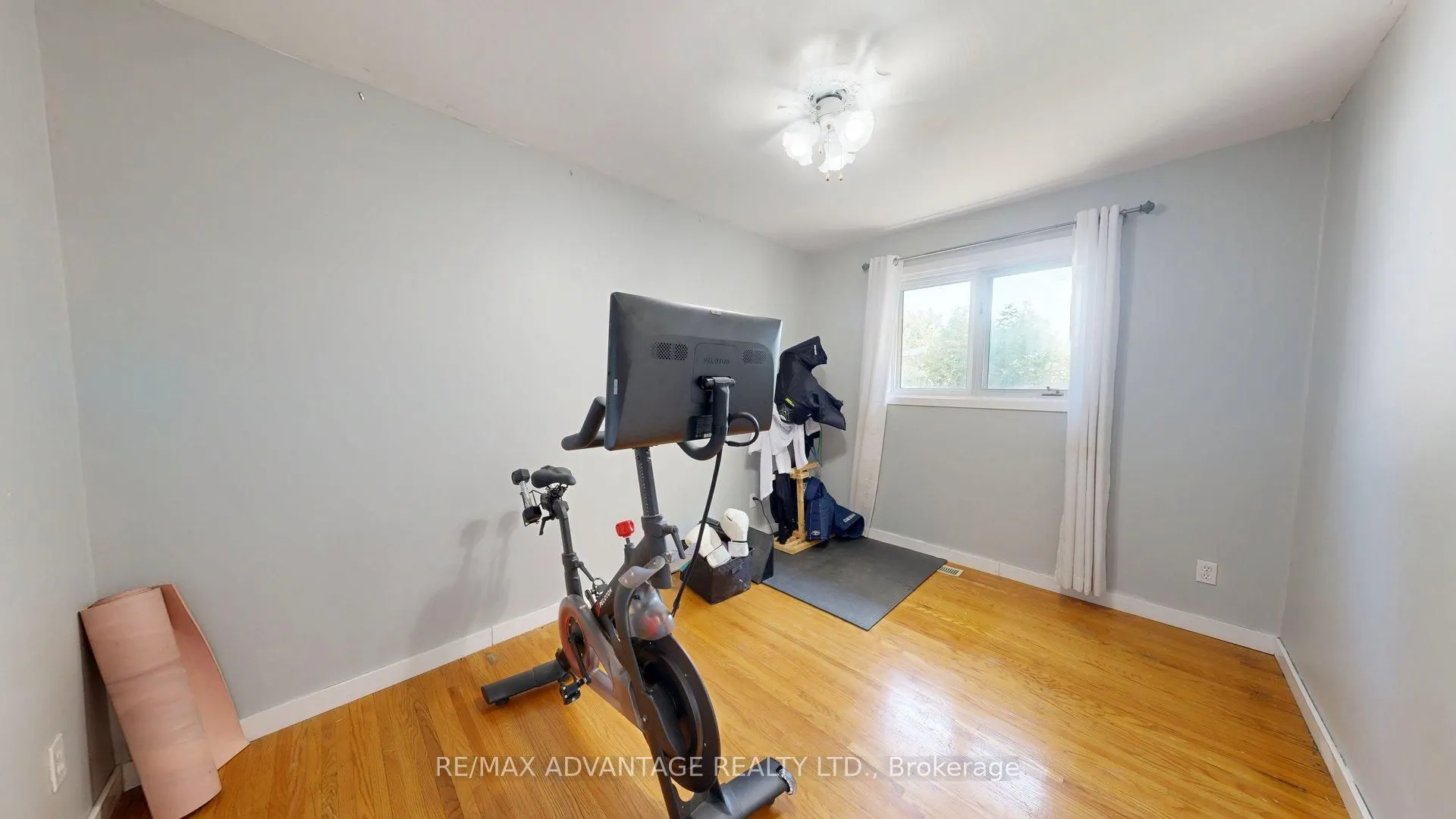 144 Antrim Crescent