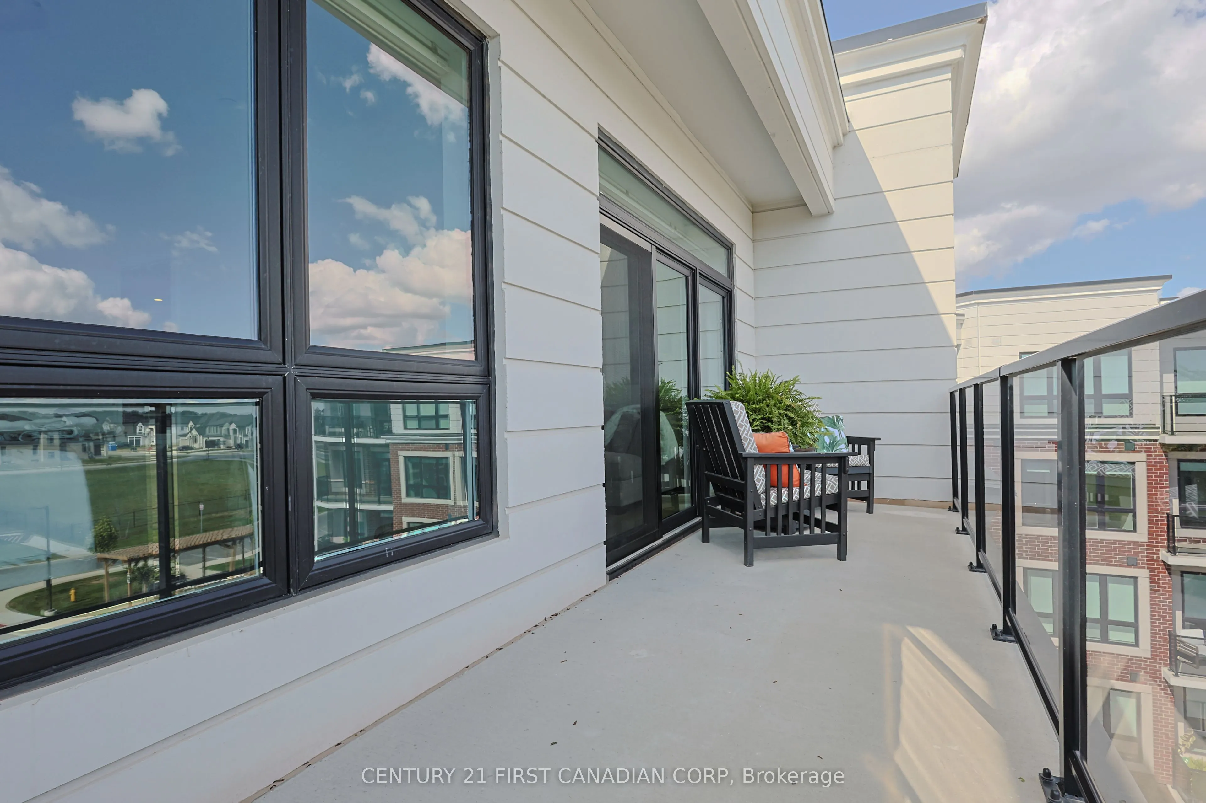 1975 Fountain Grass Drive, #402