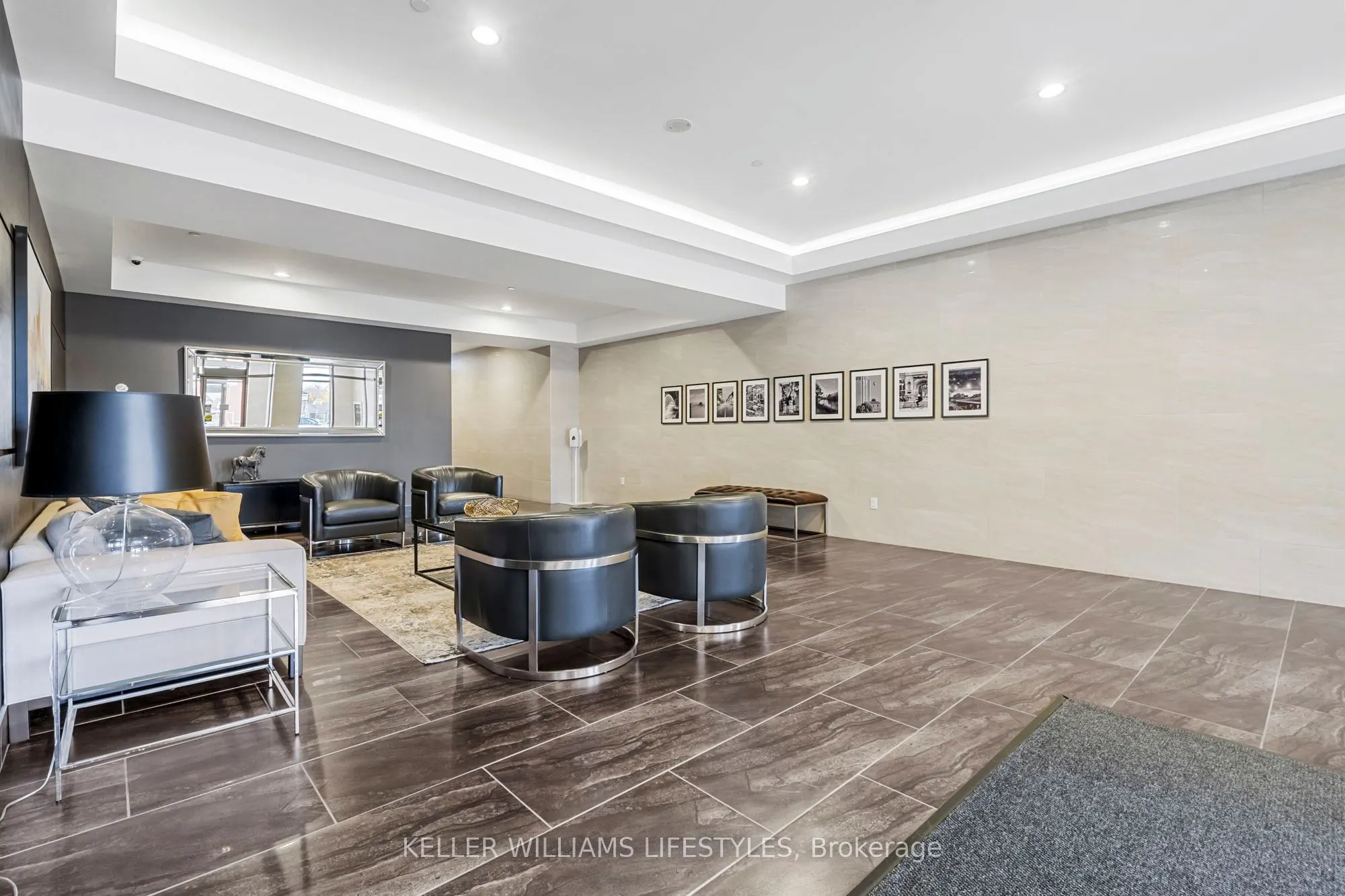 330 Ridout Street N, #1210