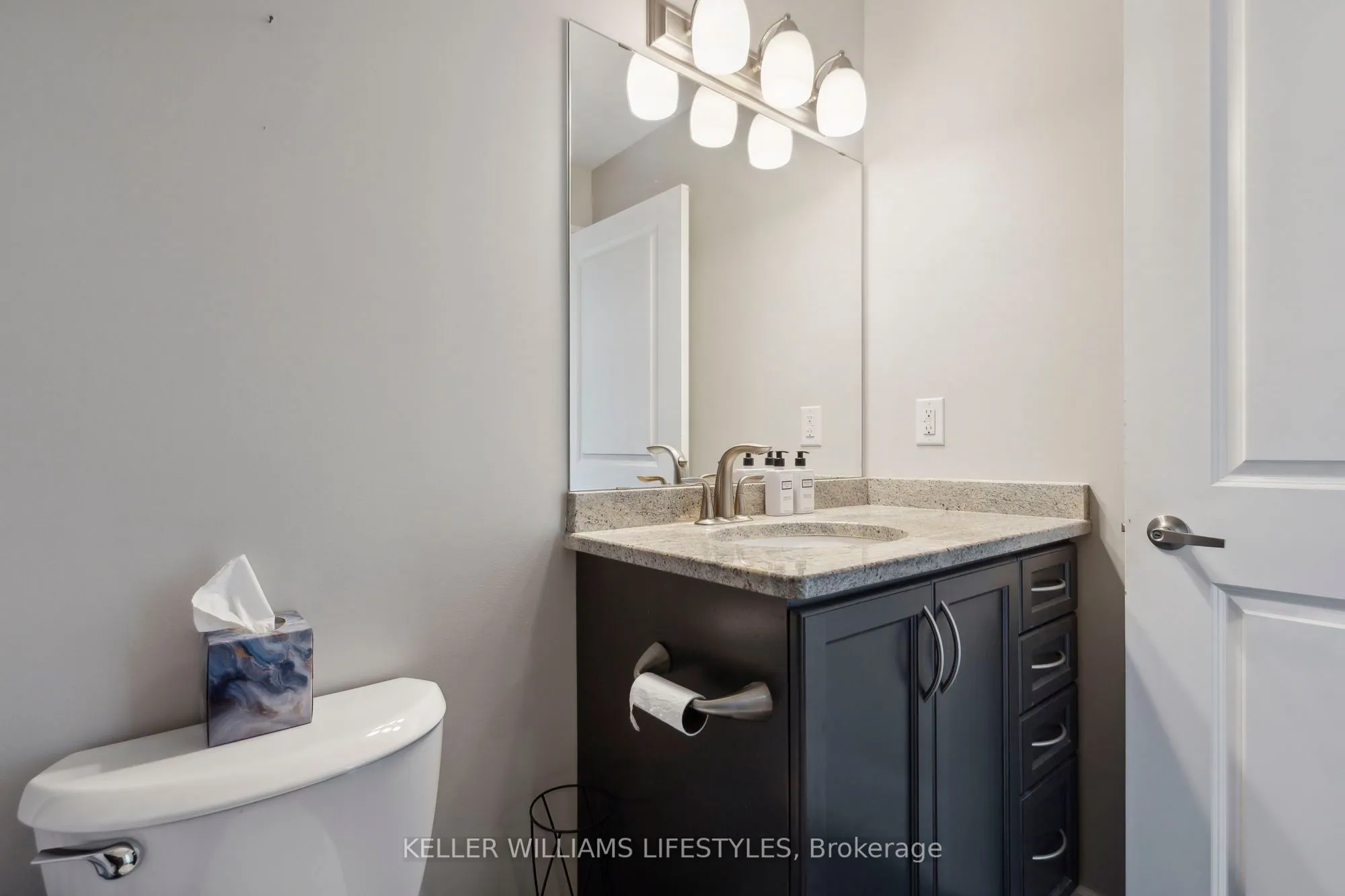 330 Ridout Street N, #1210