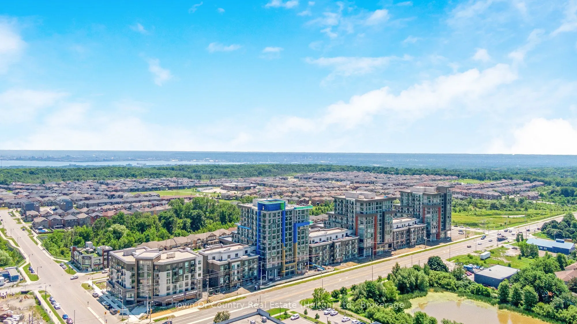 450 Dundas Street E, #330