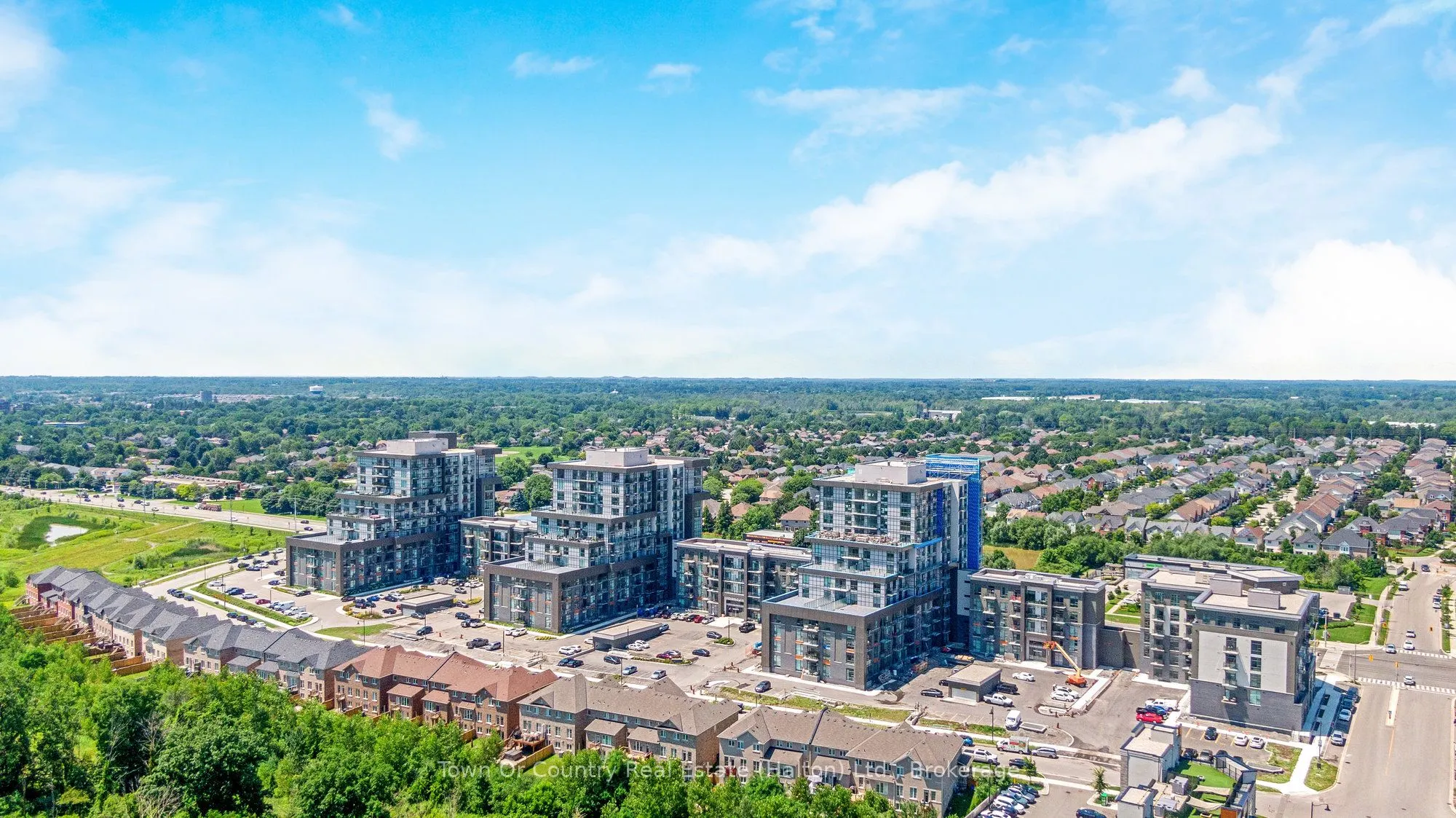 450 Dundas Street E, #330