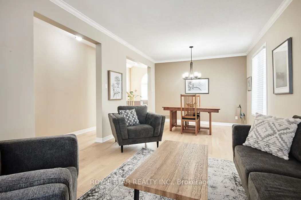 38 Rialto Way