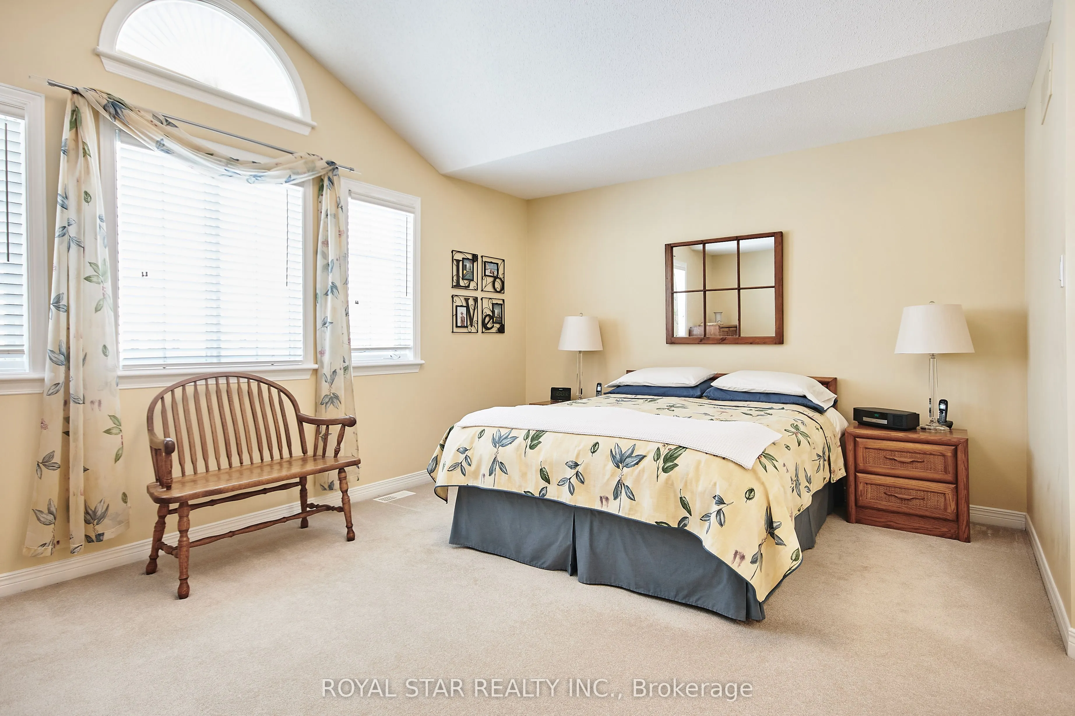 38 Rialto Way