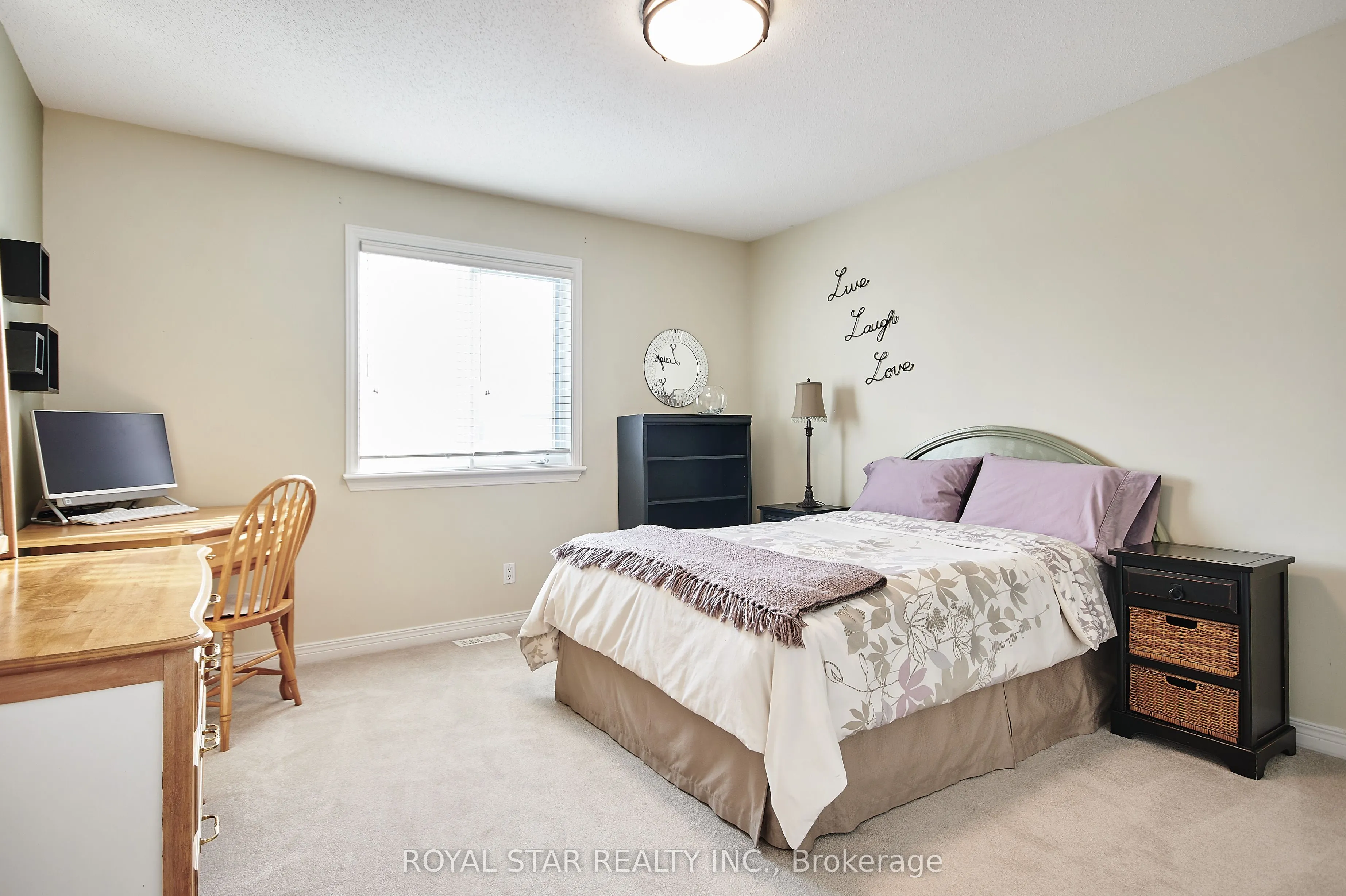 38 Rialto Way