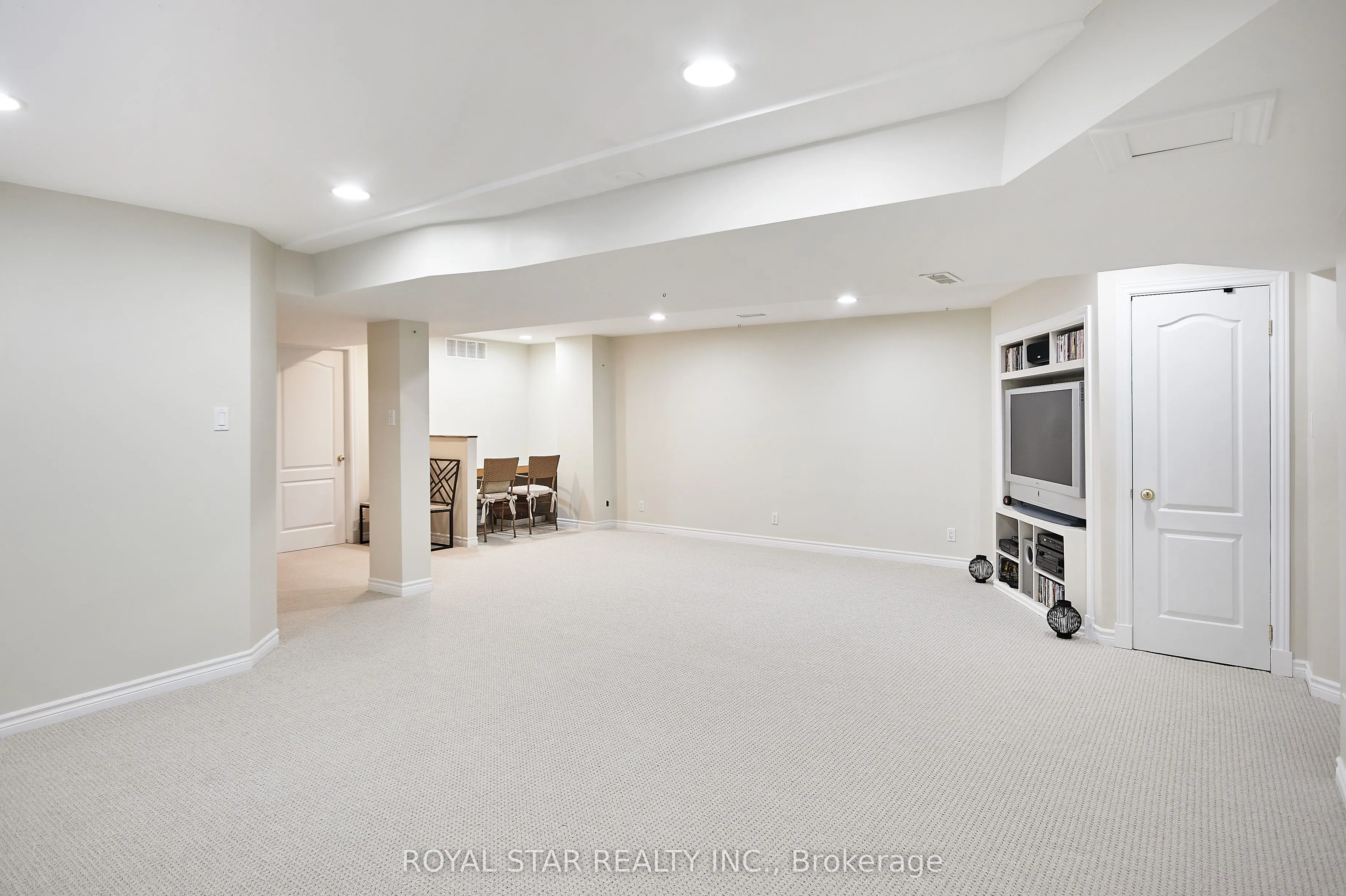38 Rialto Way